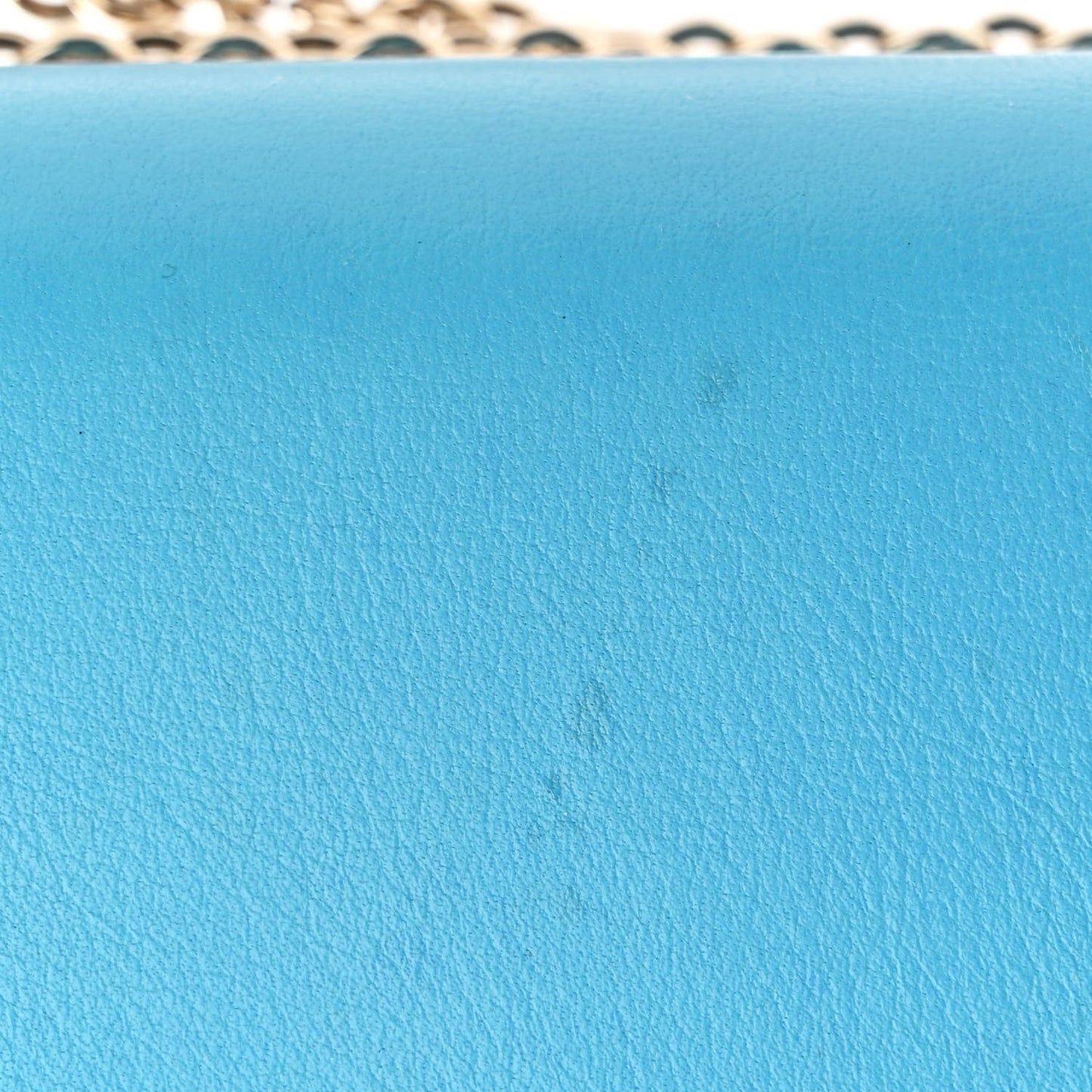 Vitello Medium Glam Lock Rockstud Flap Blue Fluo