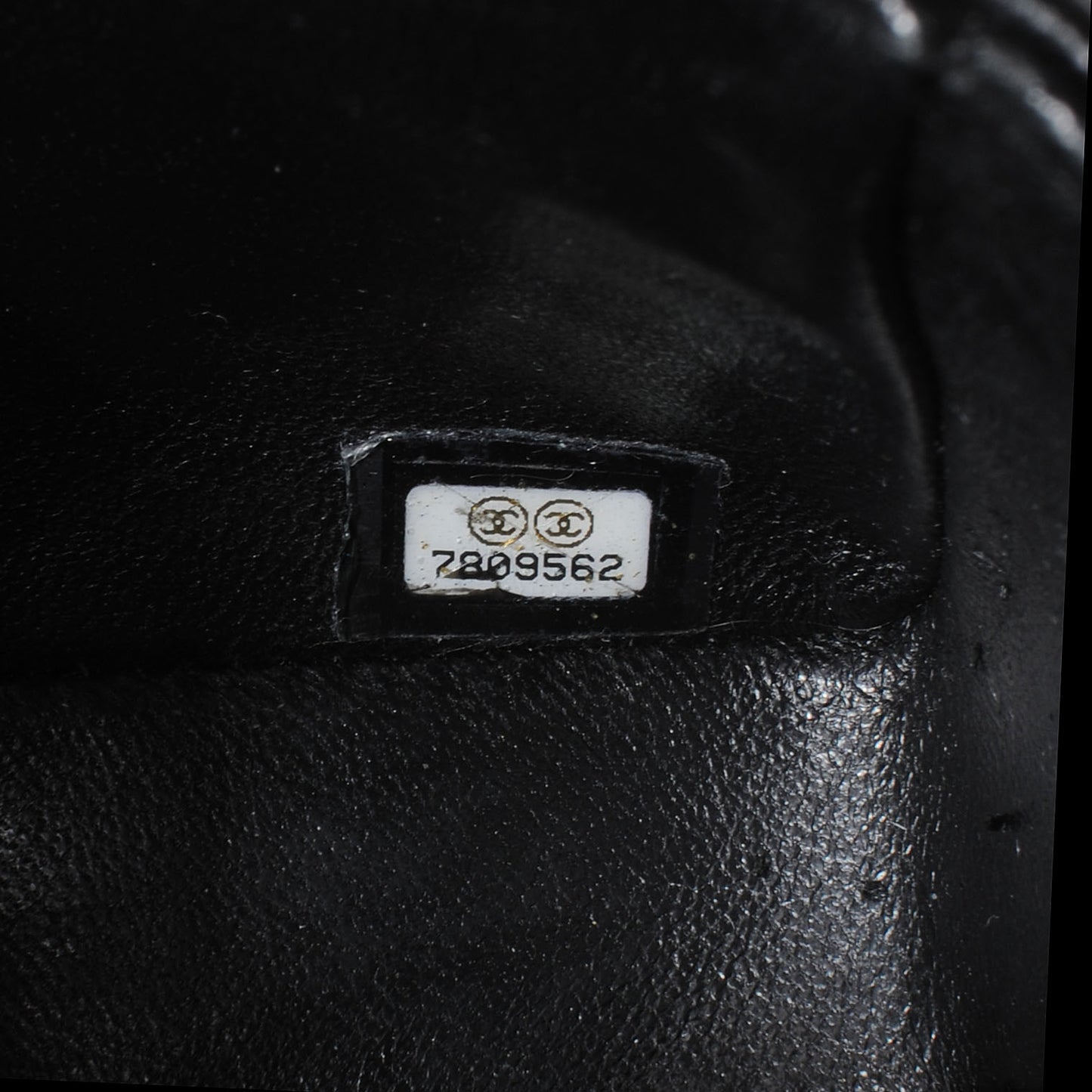 Lambskin East West Square Quilted Flap Black