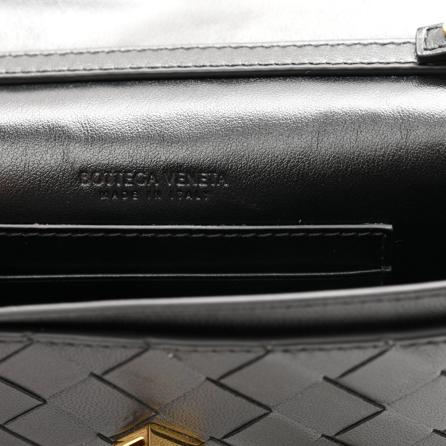 Nappa Intrecciato Andiamo Pouch On Chain Black Black