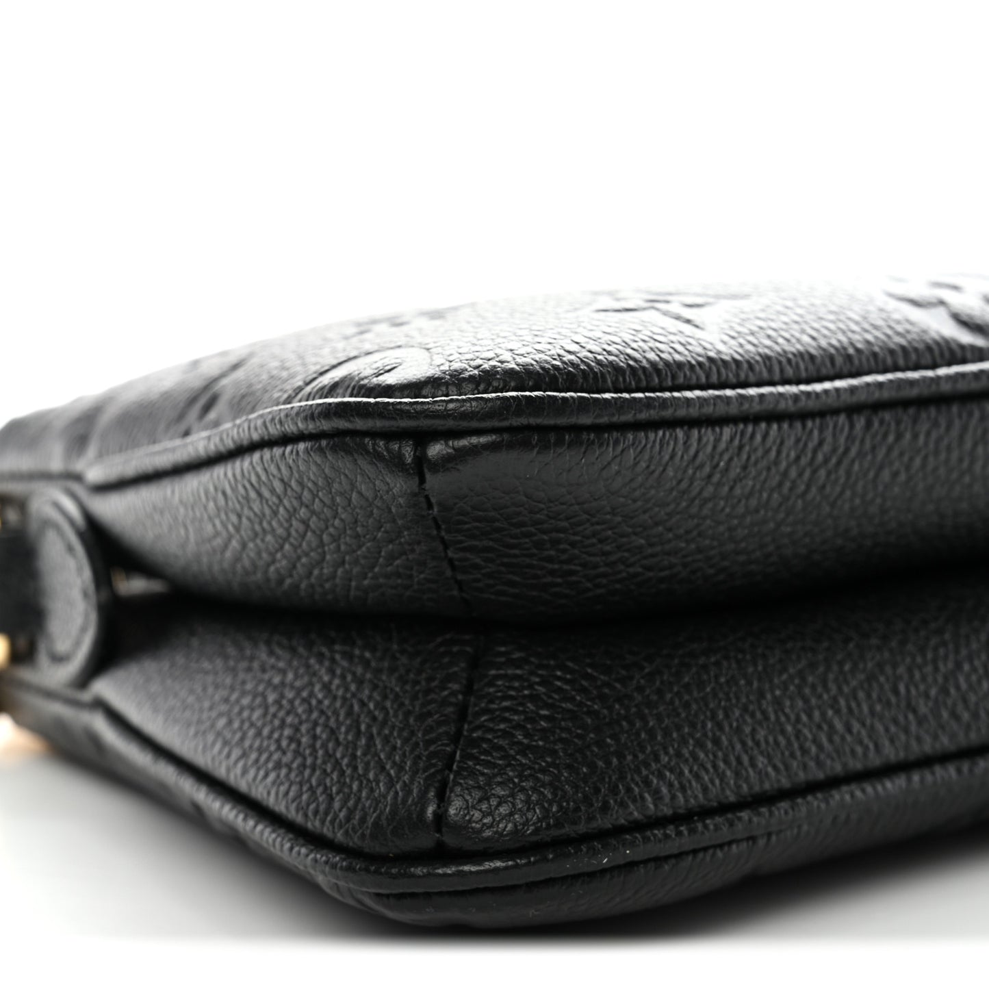 Empreinte Monogram Liv Pochette Black