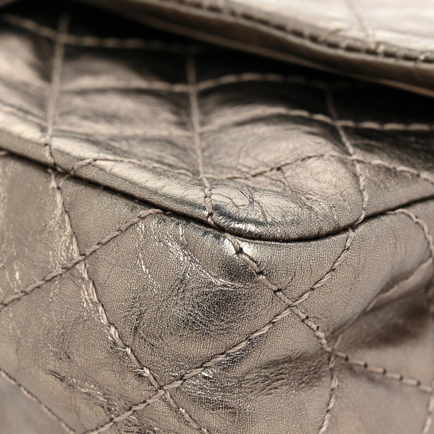 Metallic Aged Calfskin Quilted 2.55 Reissue 225 Flap Pewter