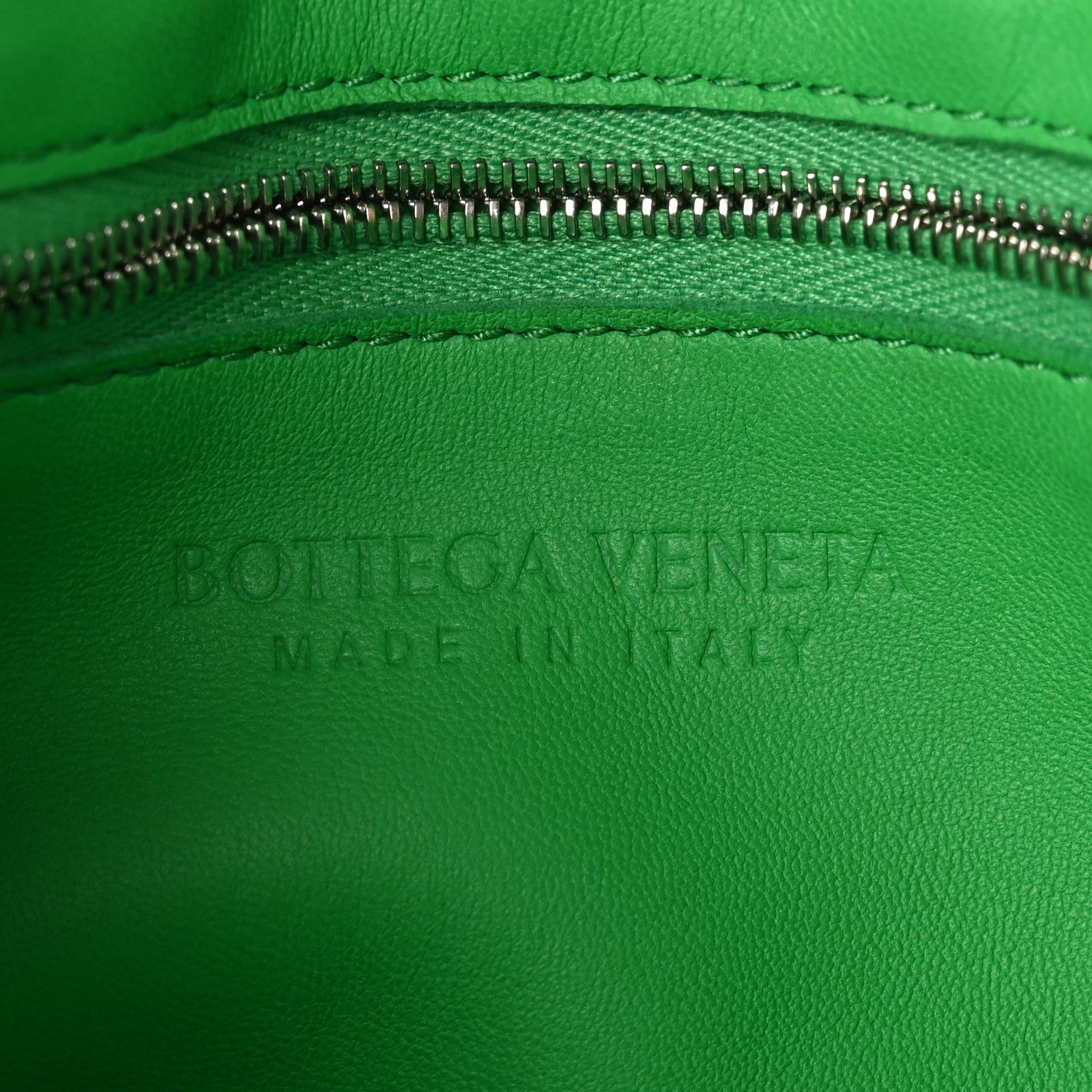 Bottega Veneta Lambskin Maxi Intrecciato Cassette Crossbody Bag Grass 6 of 9