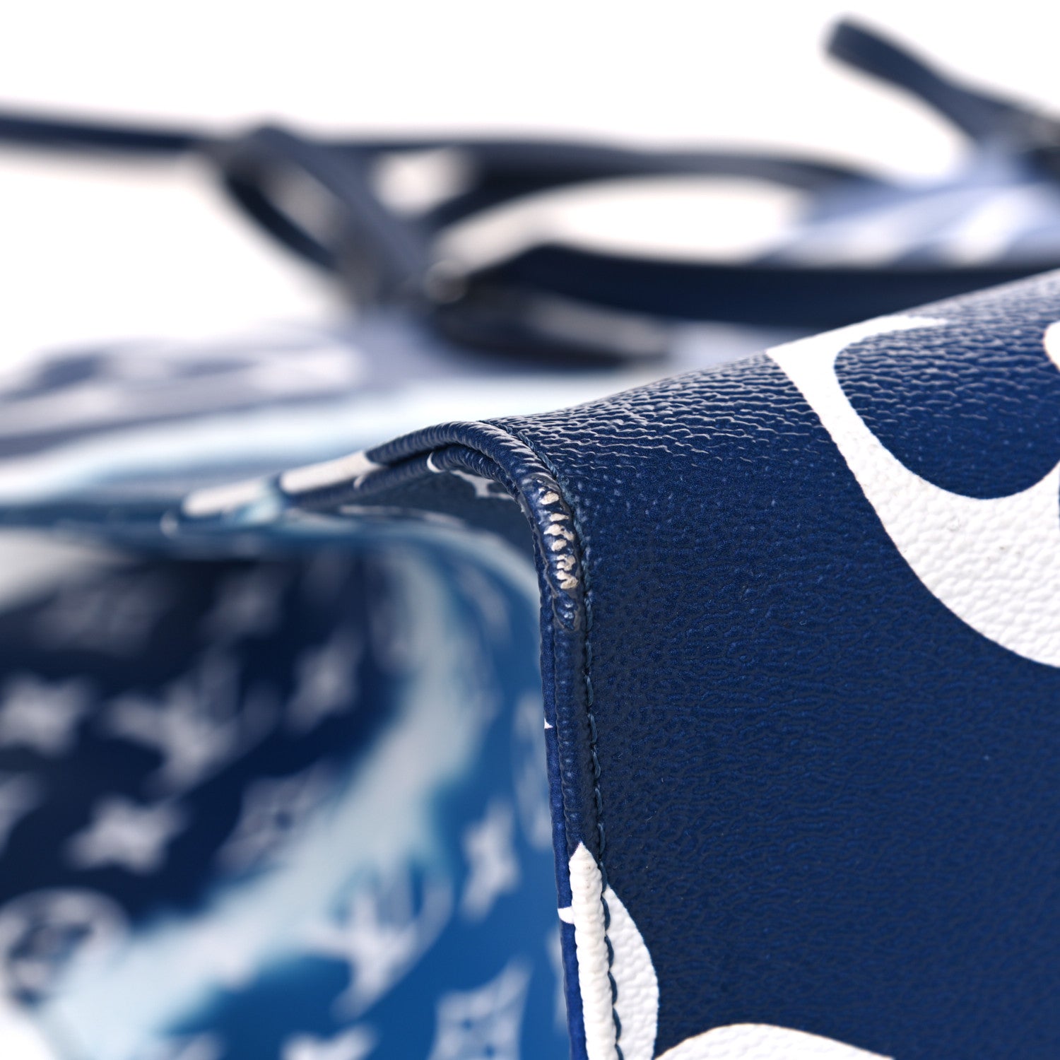 Louis Vuitton Monogram Escale Onthego GM Blue 8 of 13