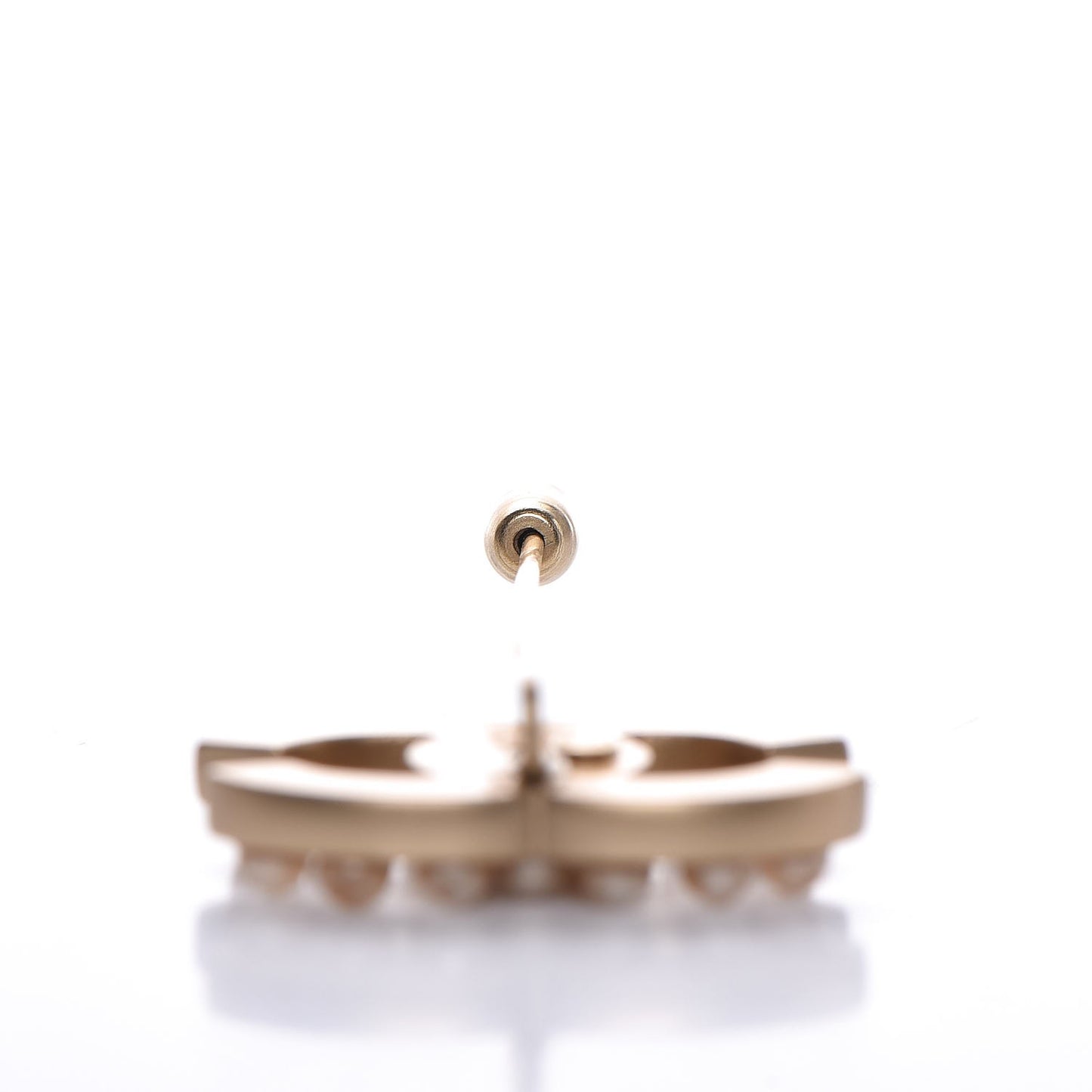 Pearl CC Brooch Gold