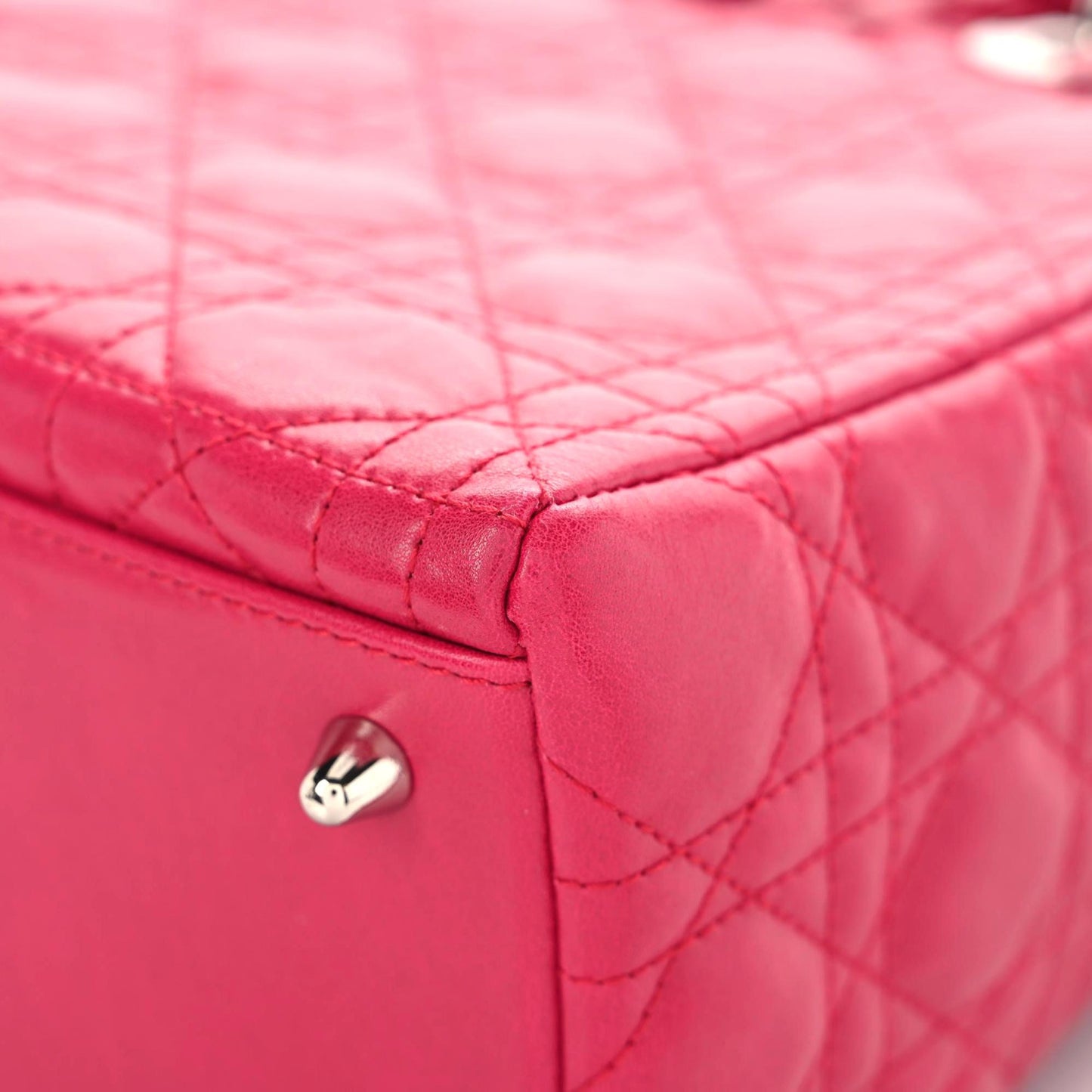 Lambskin Cannage Bow Medium Lady Dior Fuchsia