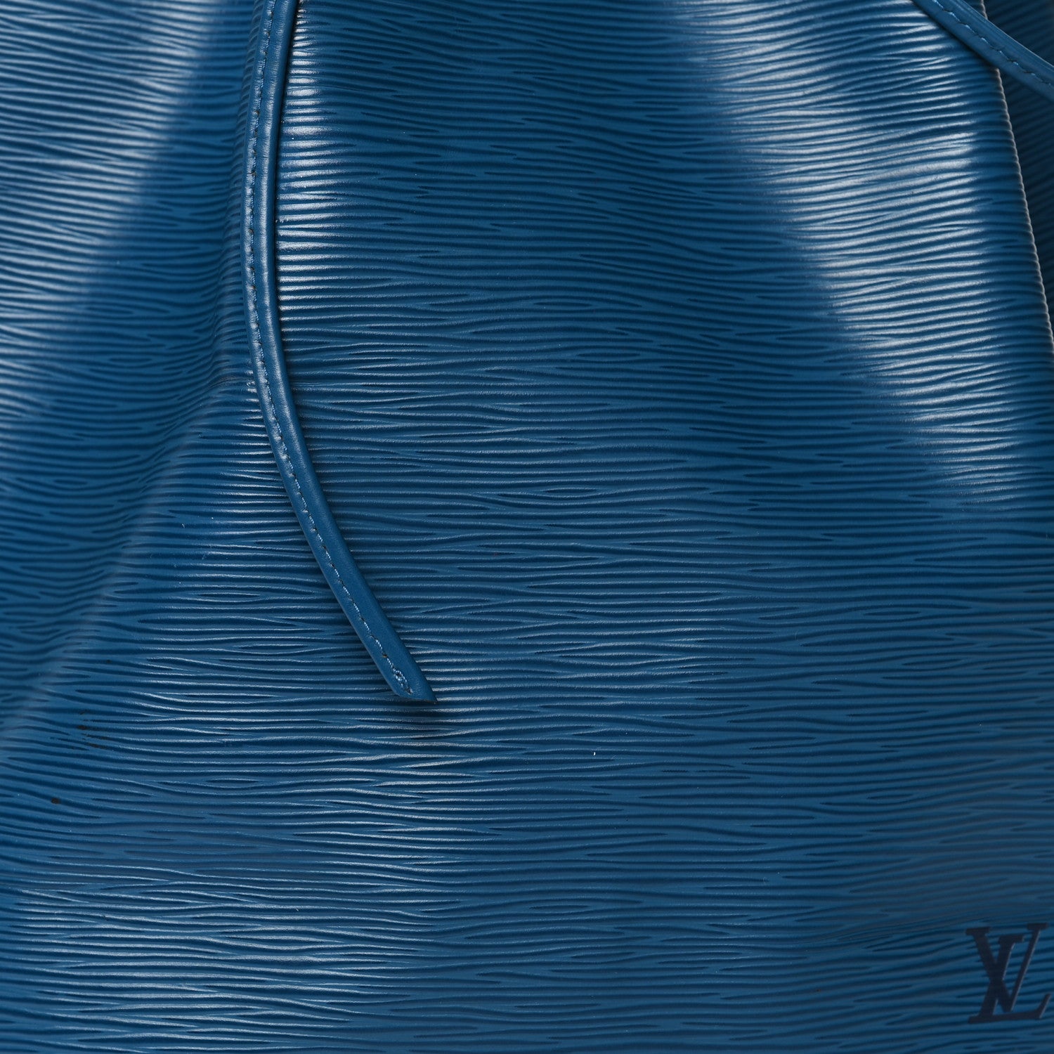 Louis Vuitton Epi Noe Toledo 7 of 12