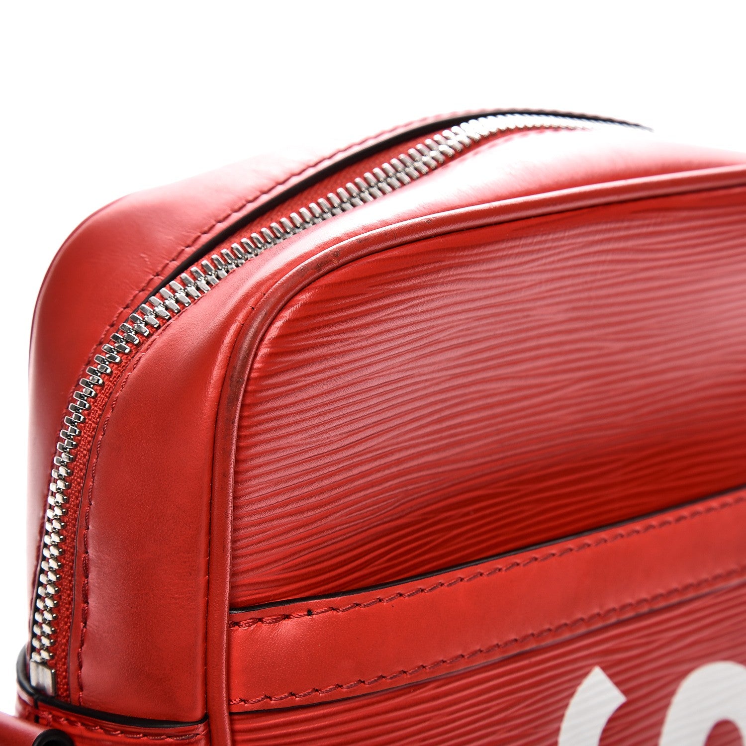 Louis Vuitton X SUPREME Epi Danube PM Red 10 of 15