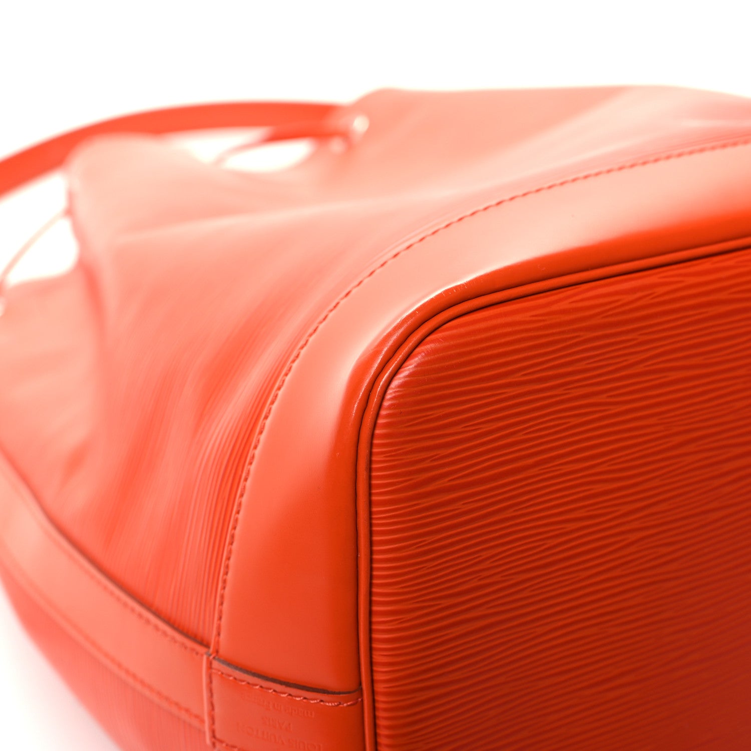 Louis Vuitton Epi Noe Piment 11 of 14