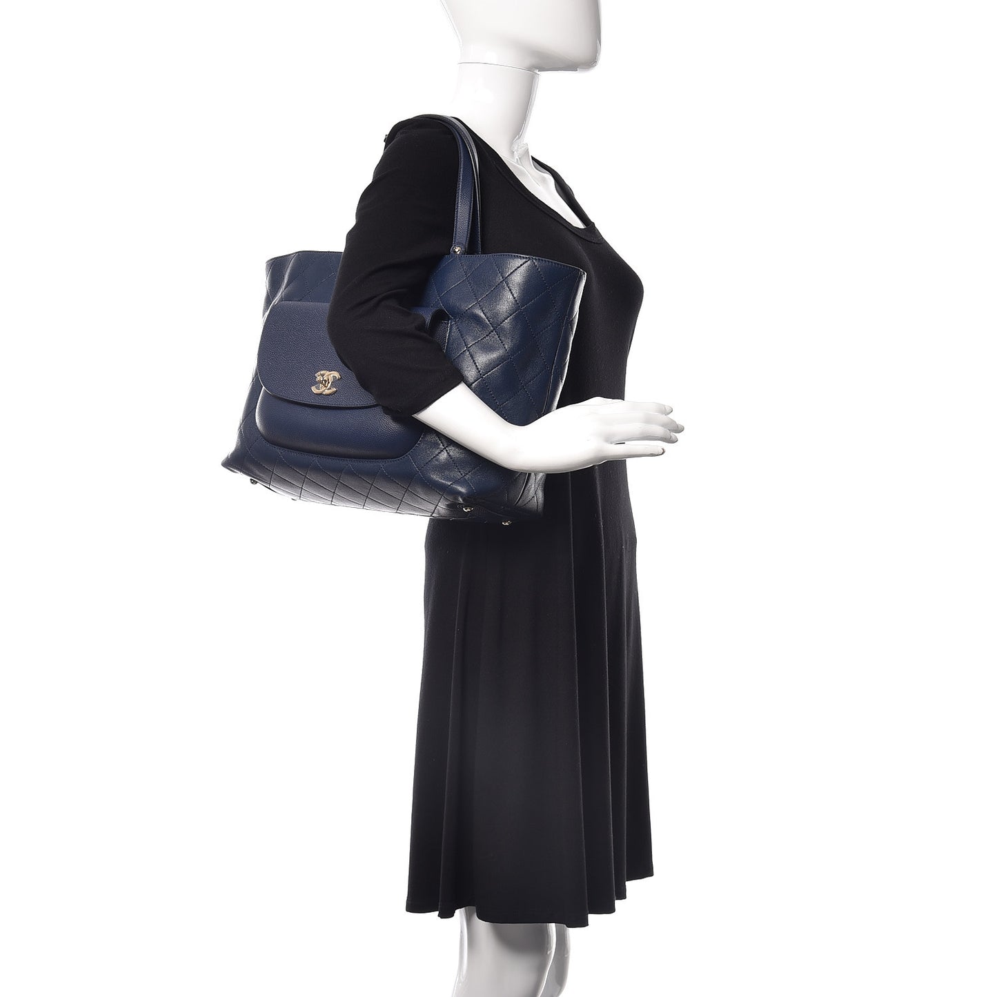 Calfskin Caviar Quilted Large Shopping Tote Blue
