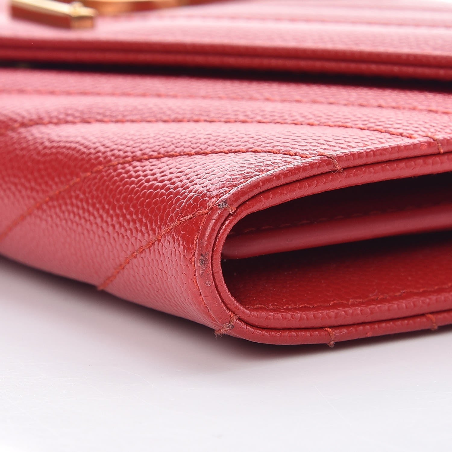 Saint Laurent Grain De Poudre Matelasse Chevron Monogram Flap Wallet Red 10 of 13