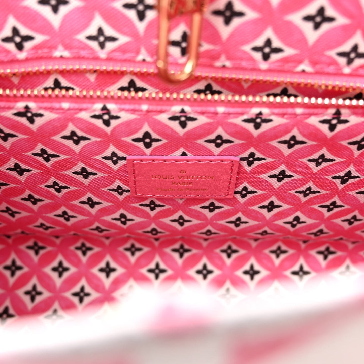 Monogram Giant By The Pool 2.0 Onthego PM Pink