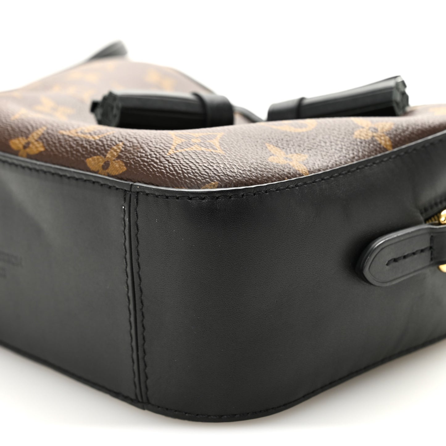 Monogram Saintonge Black Black