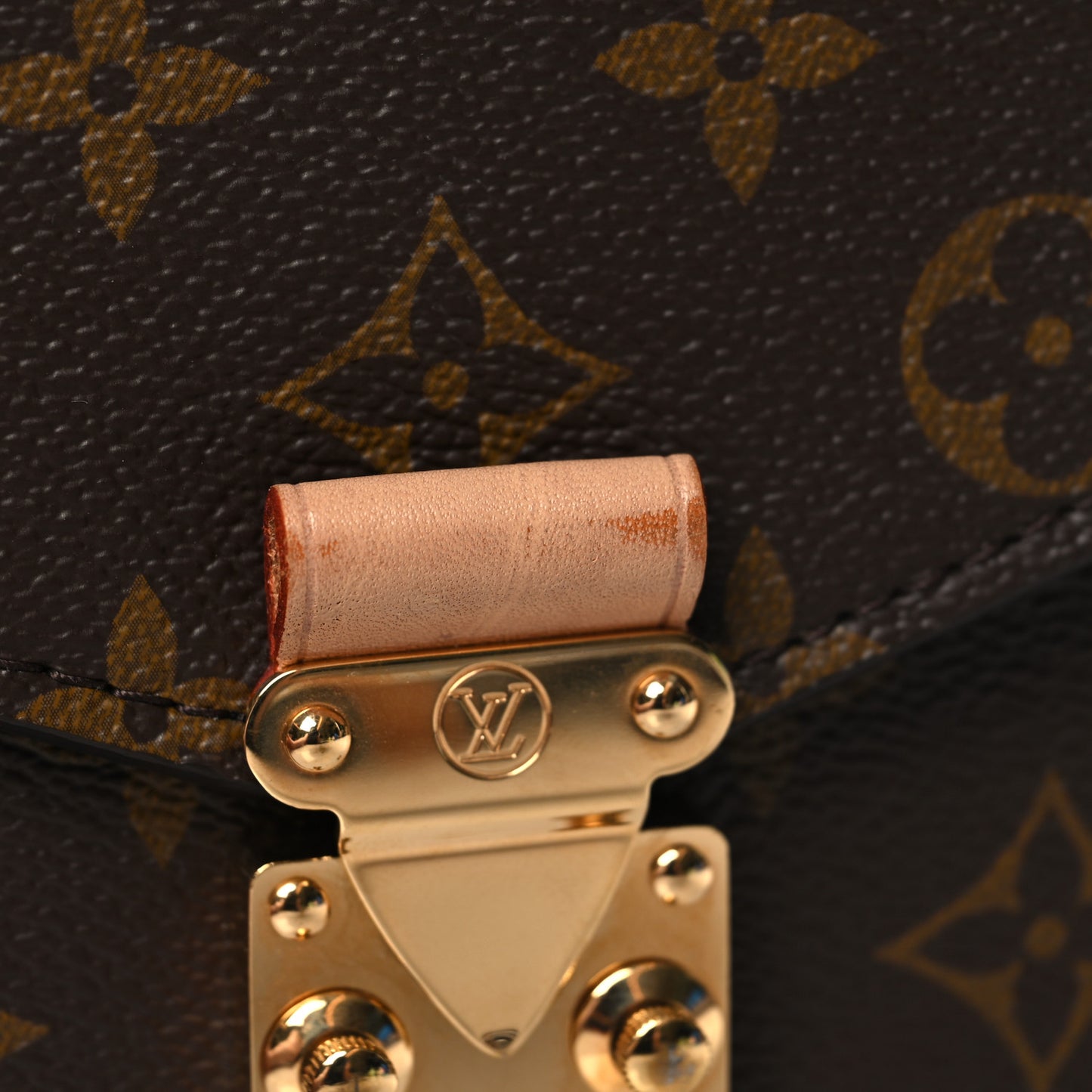 Monogram Pochette Metis