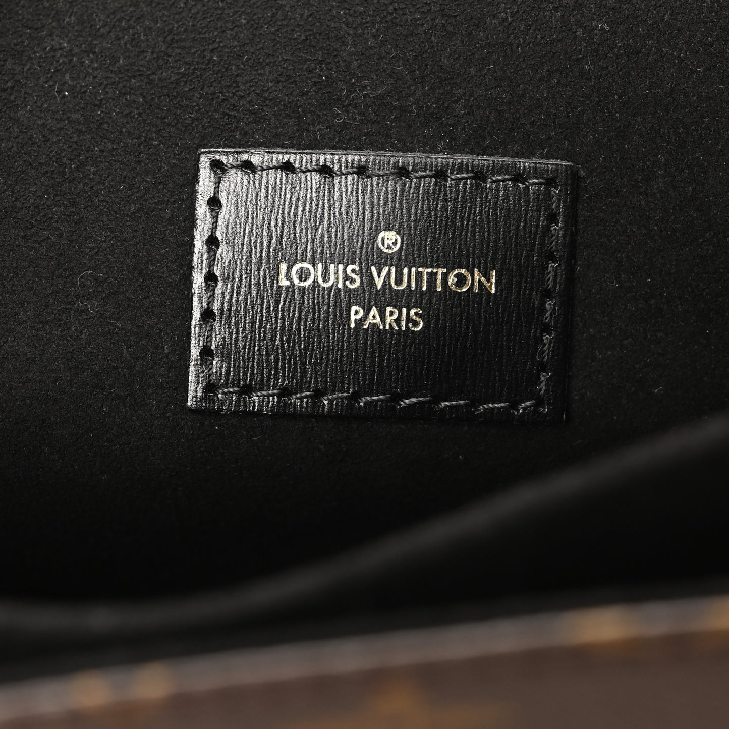 Reverse Monogram Pochette Metis