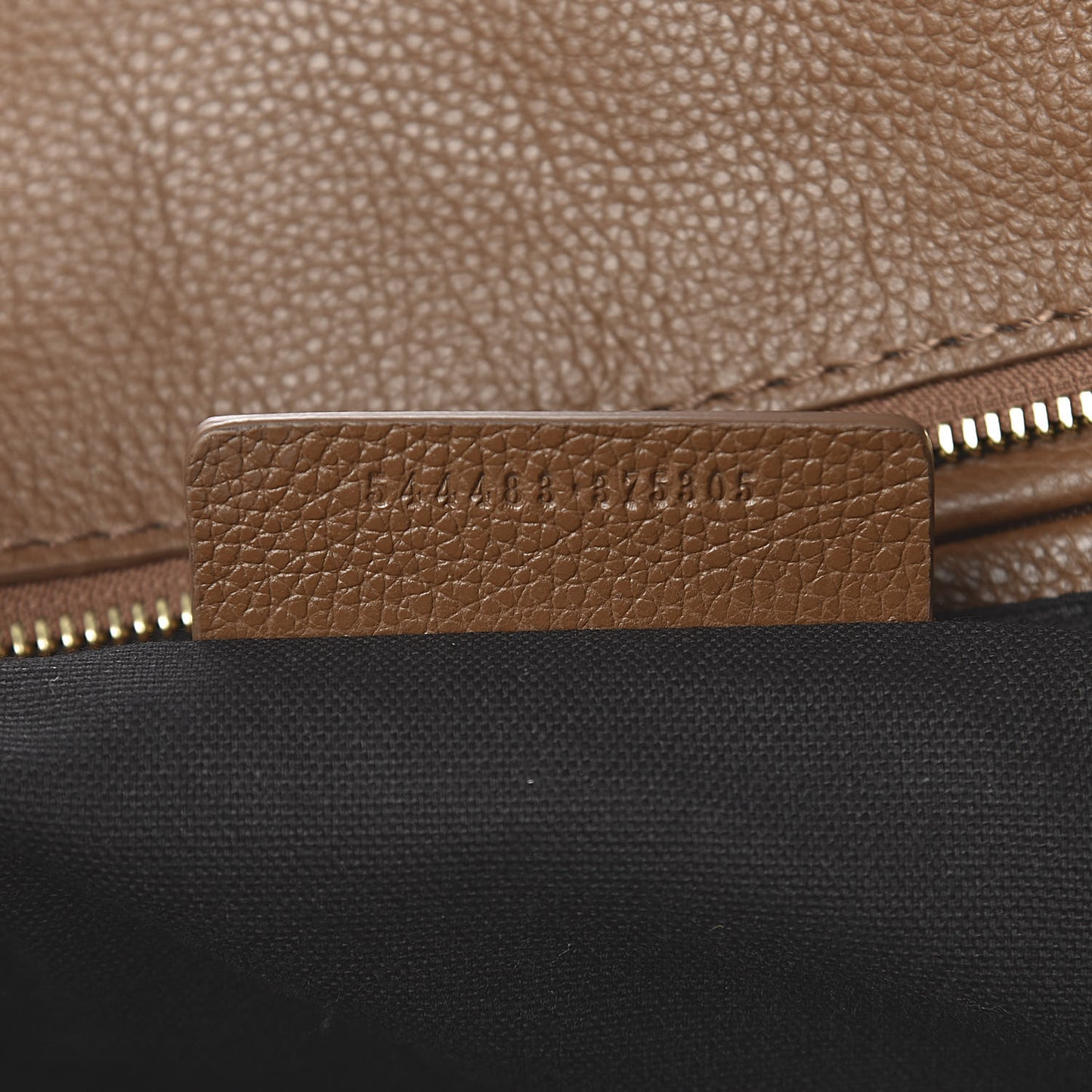 Pebbled Calfskin Large Skull Padlock Zip Around Tote Cuoio