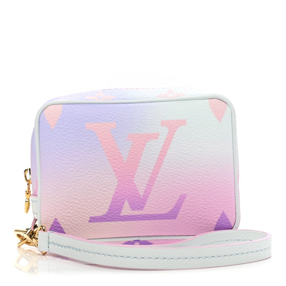 Louis Vuitton Monogram Giant Spring In The City Wapity Case Sunrise Pastel 1 of 7