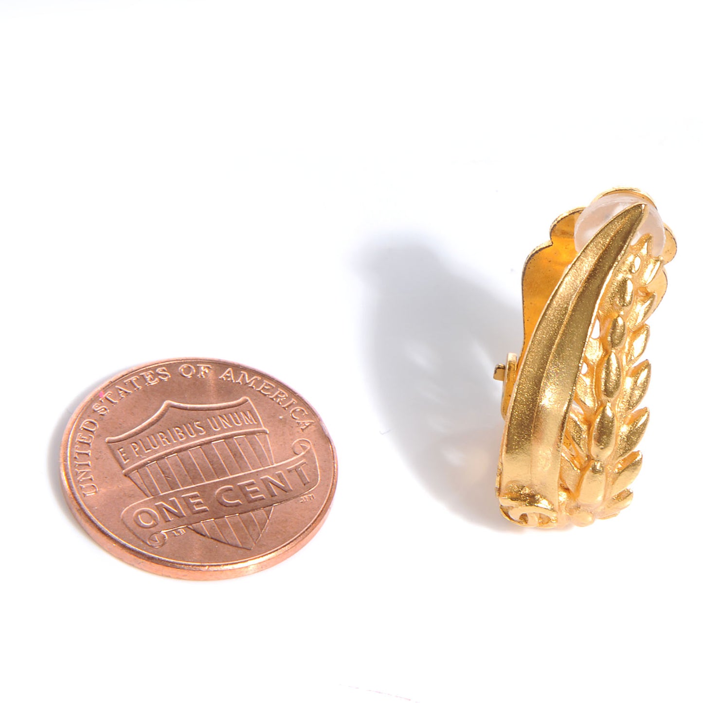 CC Wheat Clip On Earrings
