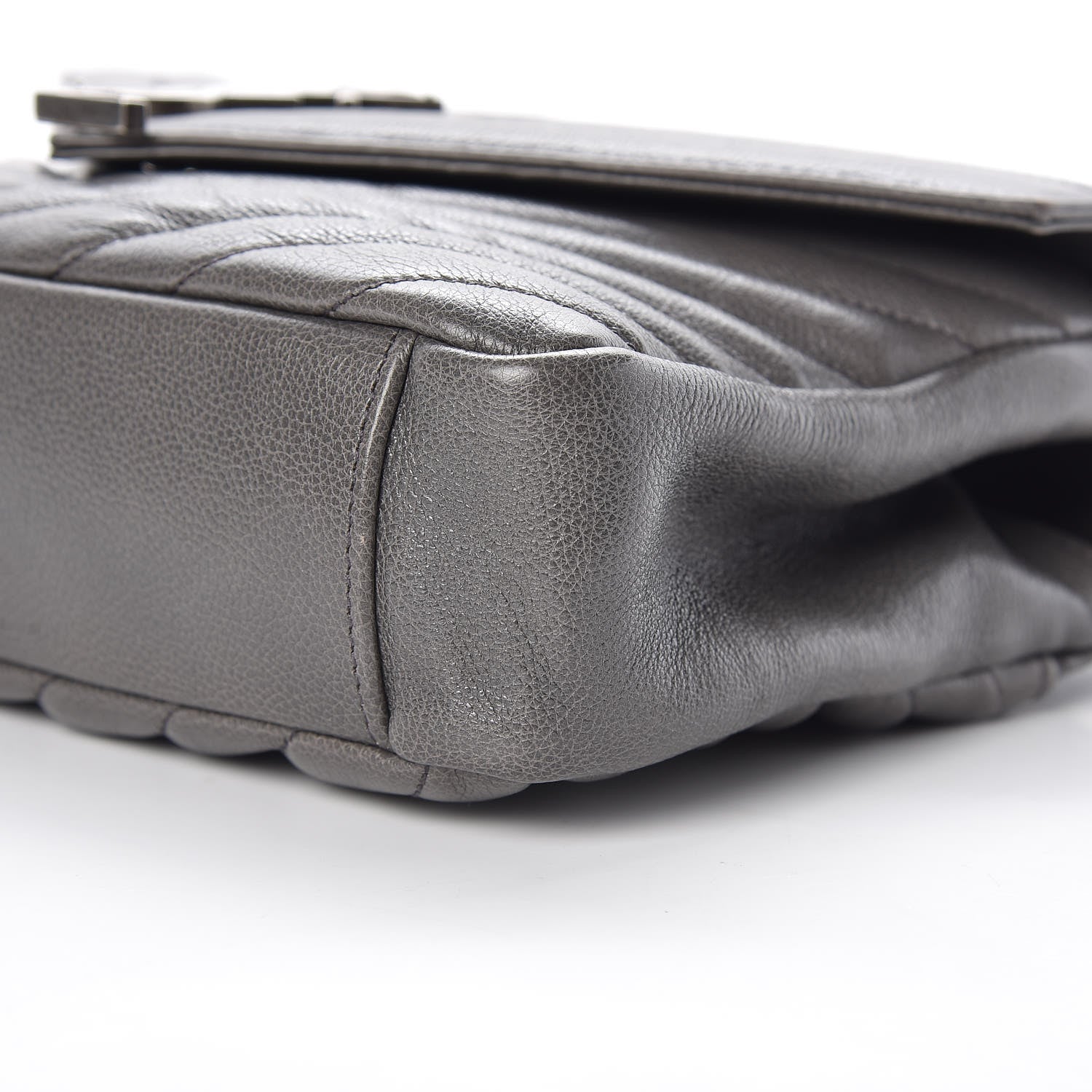 Saint Laurent Sheepskin Matelasse Chevron Monogram Medium College Bag Light Coal 11 of 13