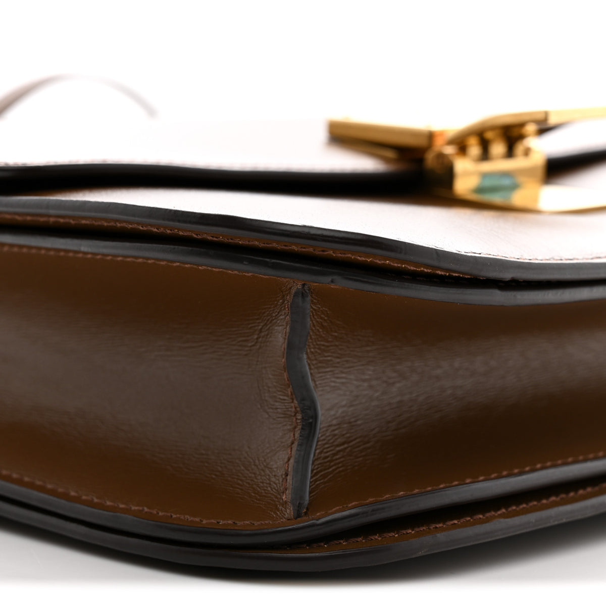 Box Calfskin Medium Classic Box Flap Bag Camel