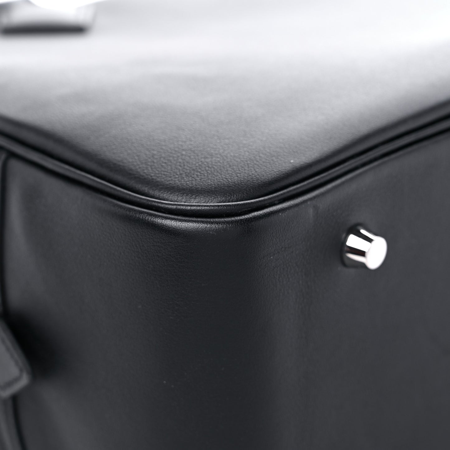 Swift Plume 32 Black