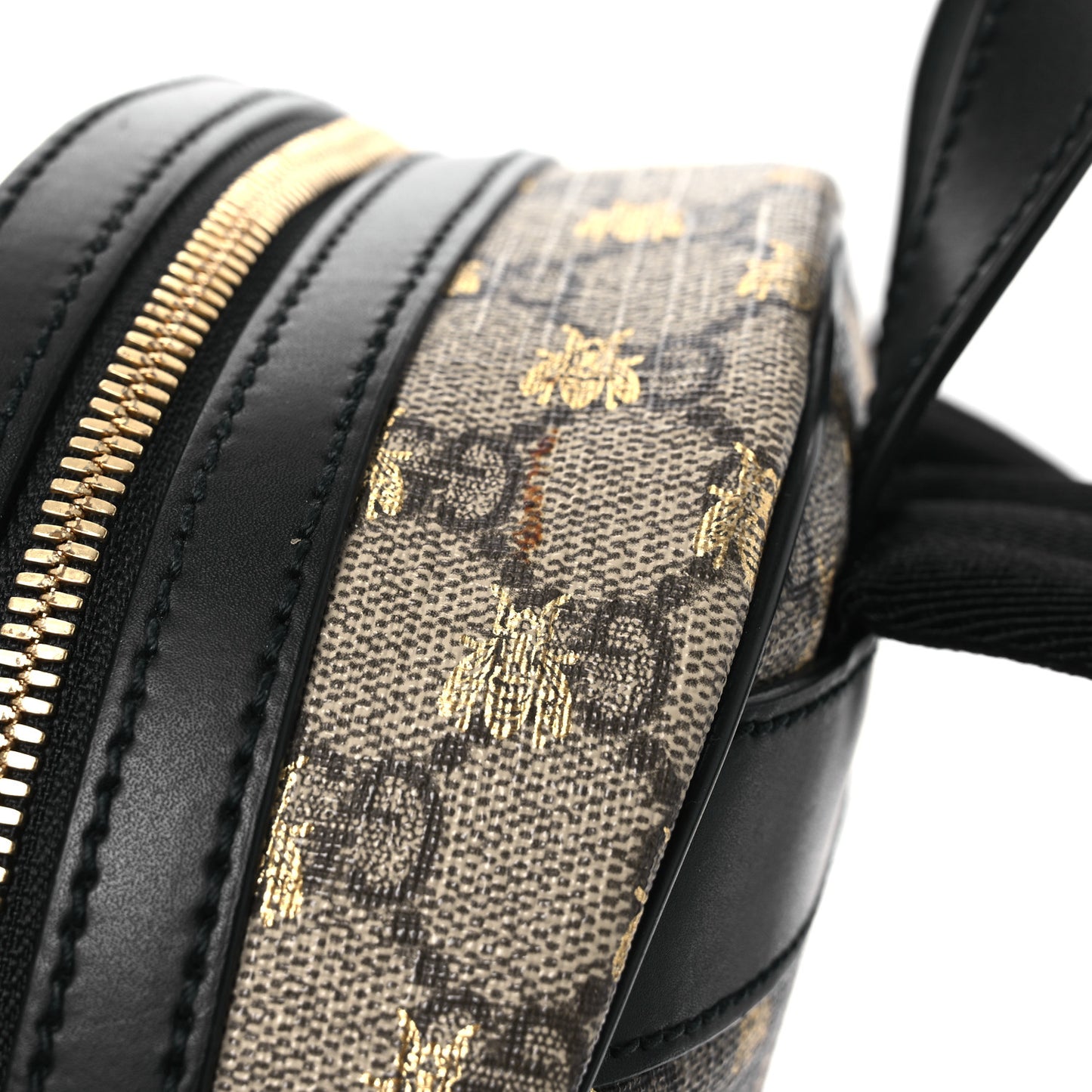 GG Supreme Monogram Bees Print Small Day Backpack Beige Oro Black