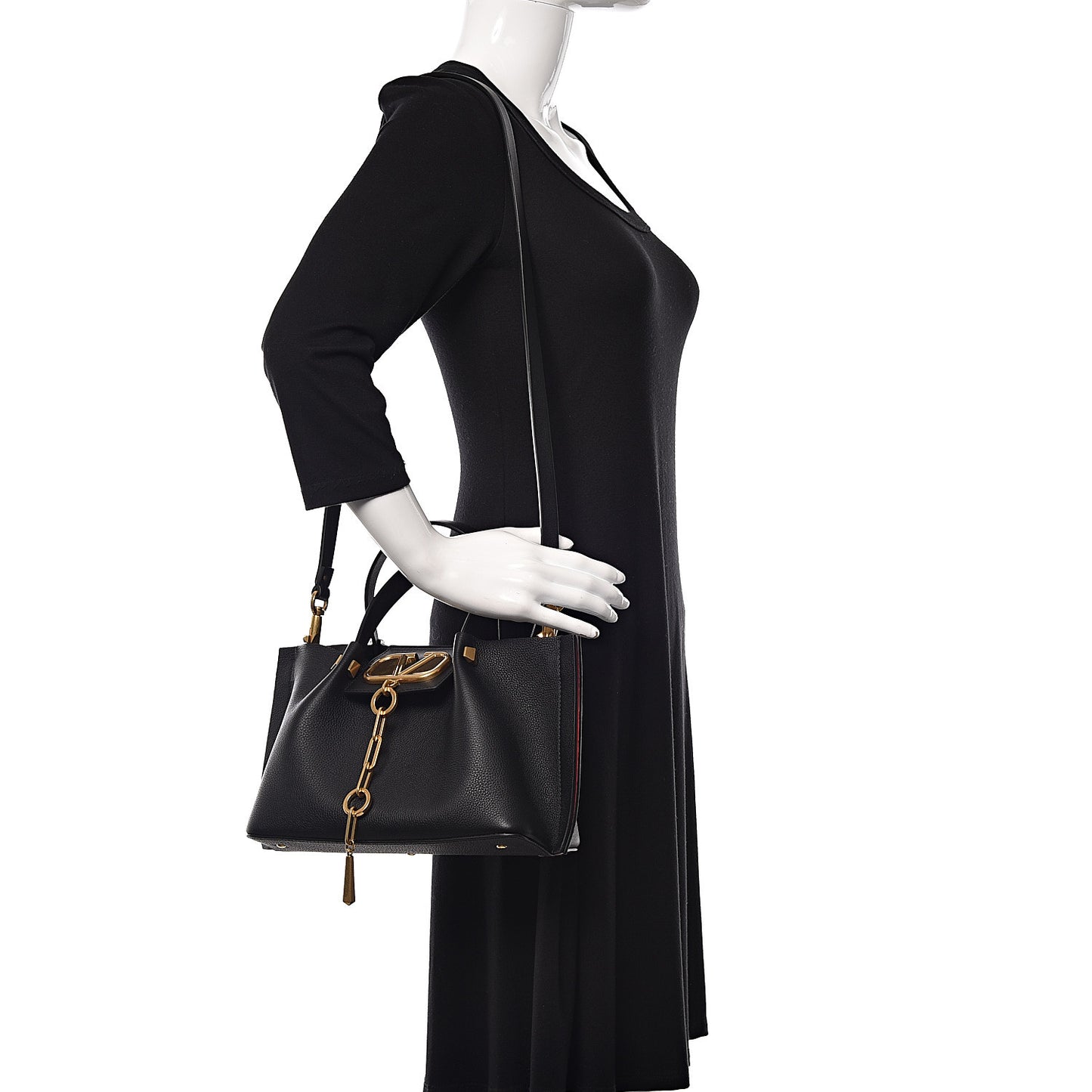 Grainy Calfskin Small VLogo Escape Shopper Black