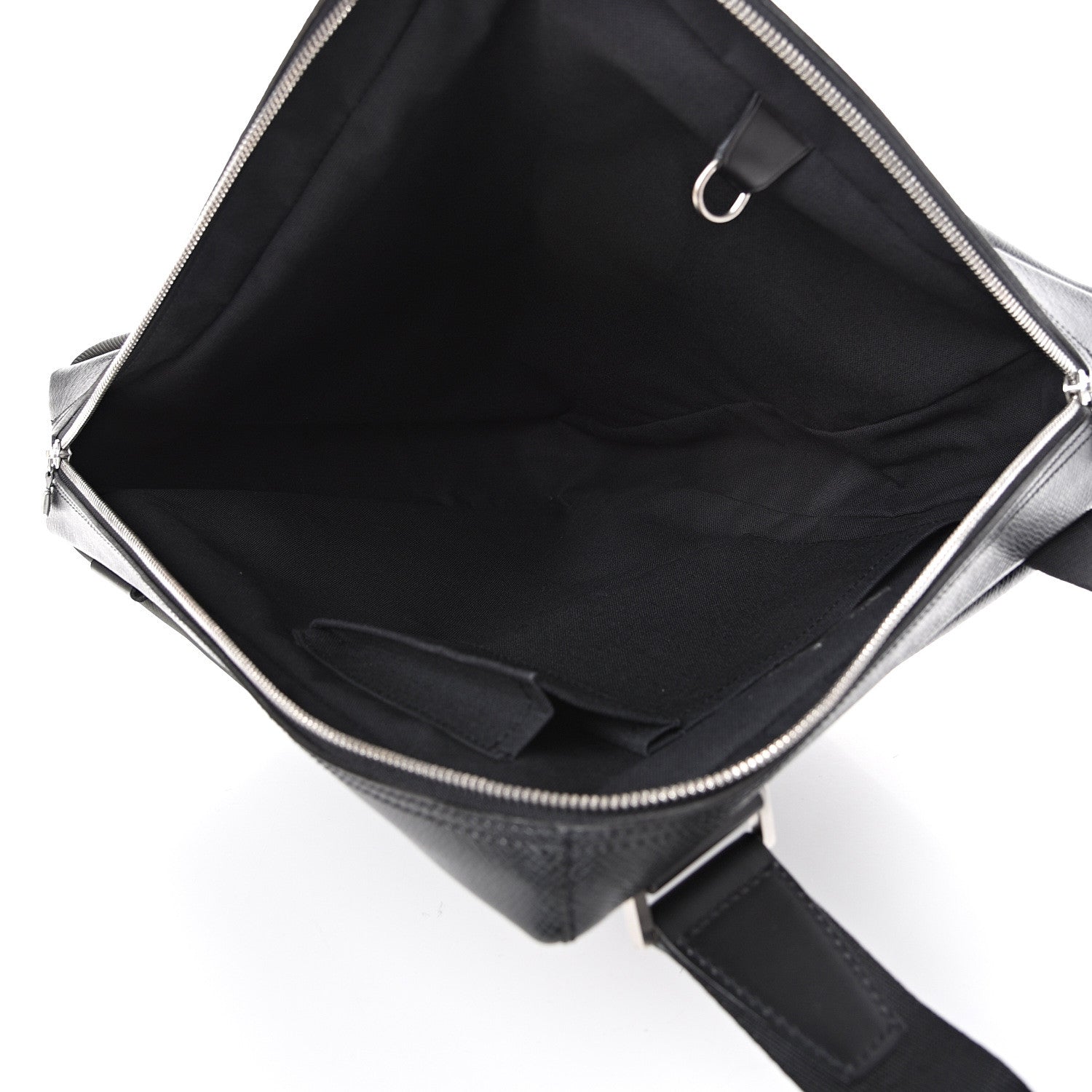 Louis Vuitton Taiga Sayan Slate 4 of 10