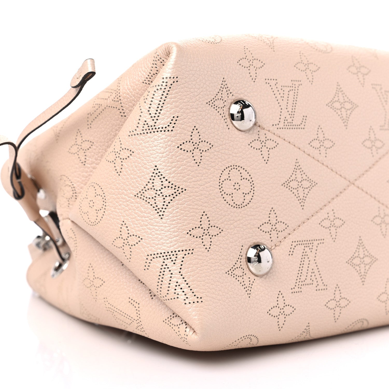 Louis Vuitton Mahina Bella Coquille 9 of 10
