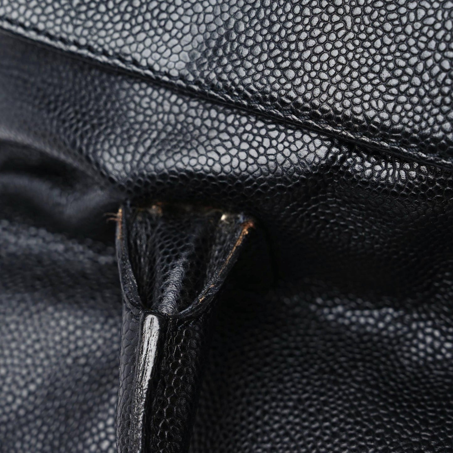 Caviar CC Tote Black