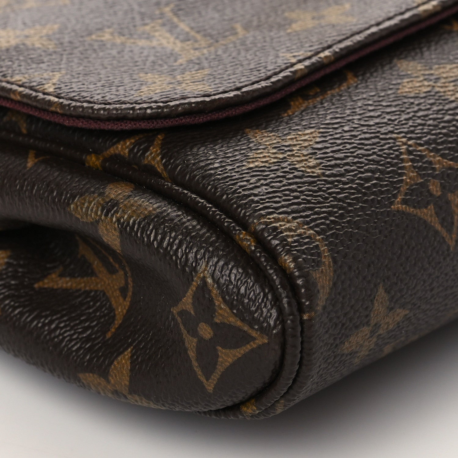 Louis Vuitton Monogram Favorite MM 8 of 9