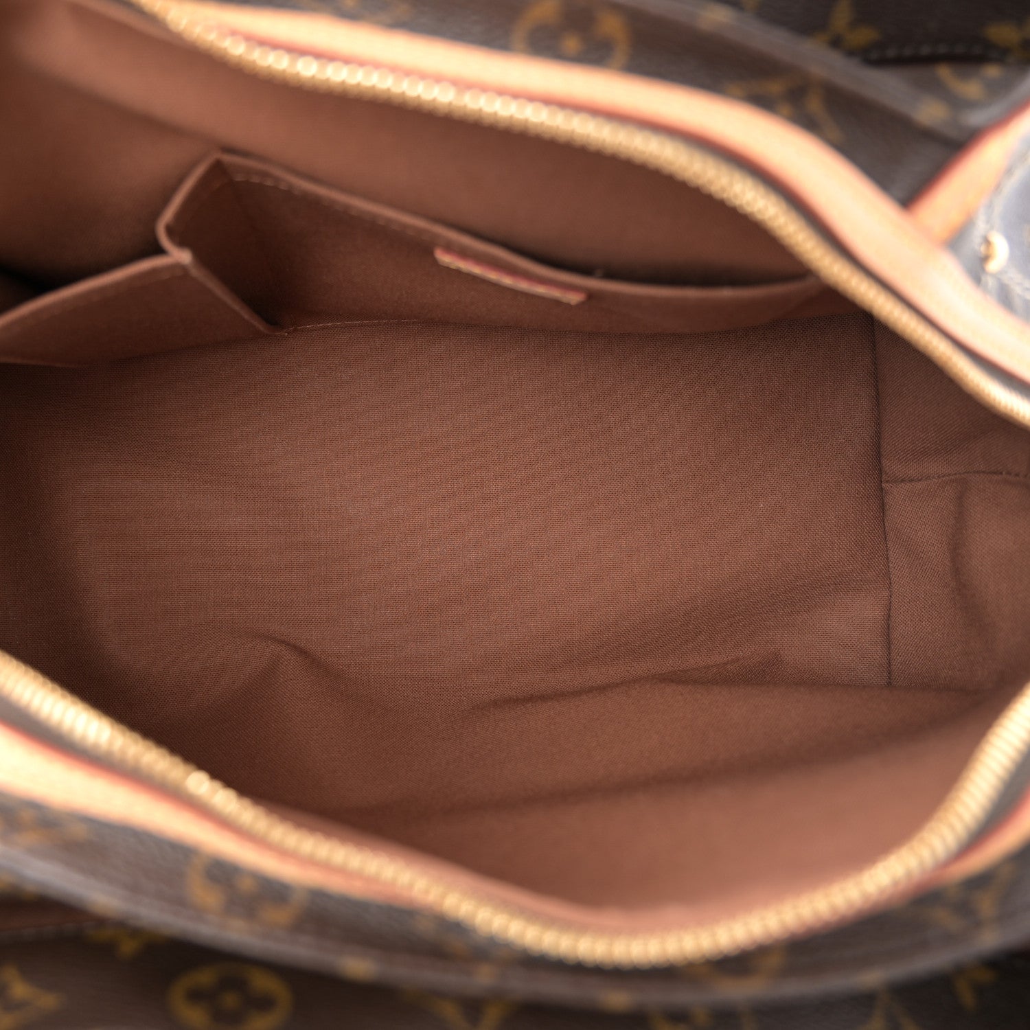 Louis Vuitton Monogram Riveting 5 of 10