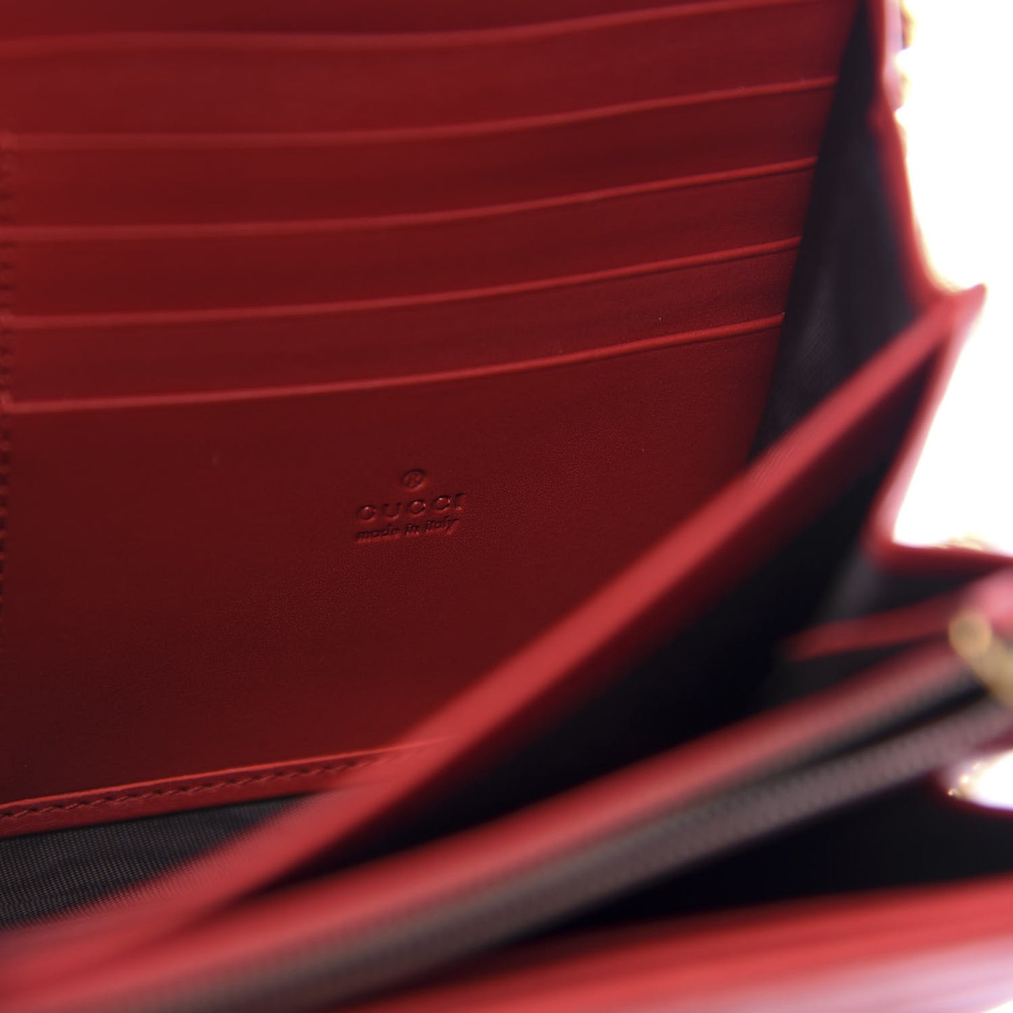Calfskin Matelasse GG Marmont Chain Wallet Hibiscus Red