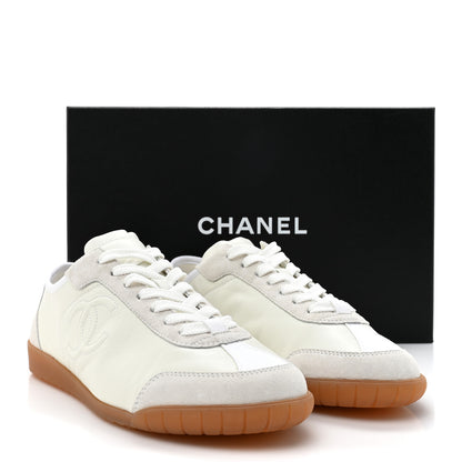 Chanel Calfskin Suede Womens CC Sneakers 40 White 10 of 10