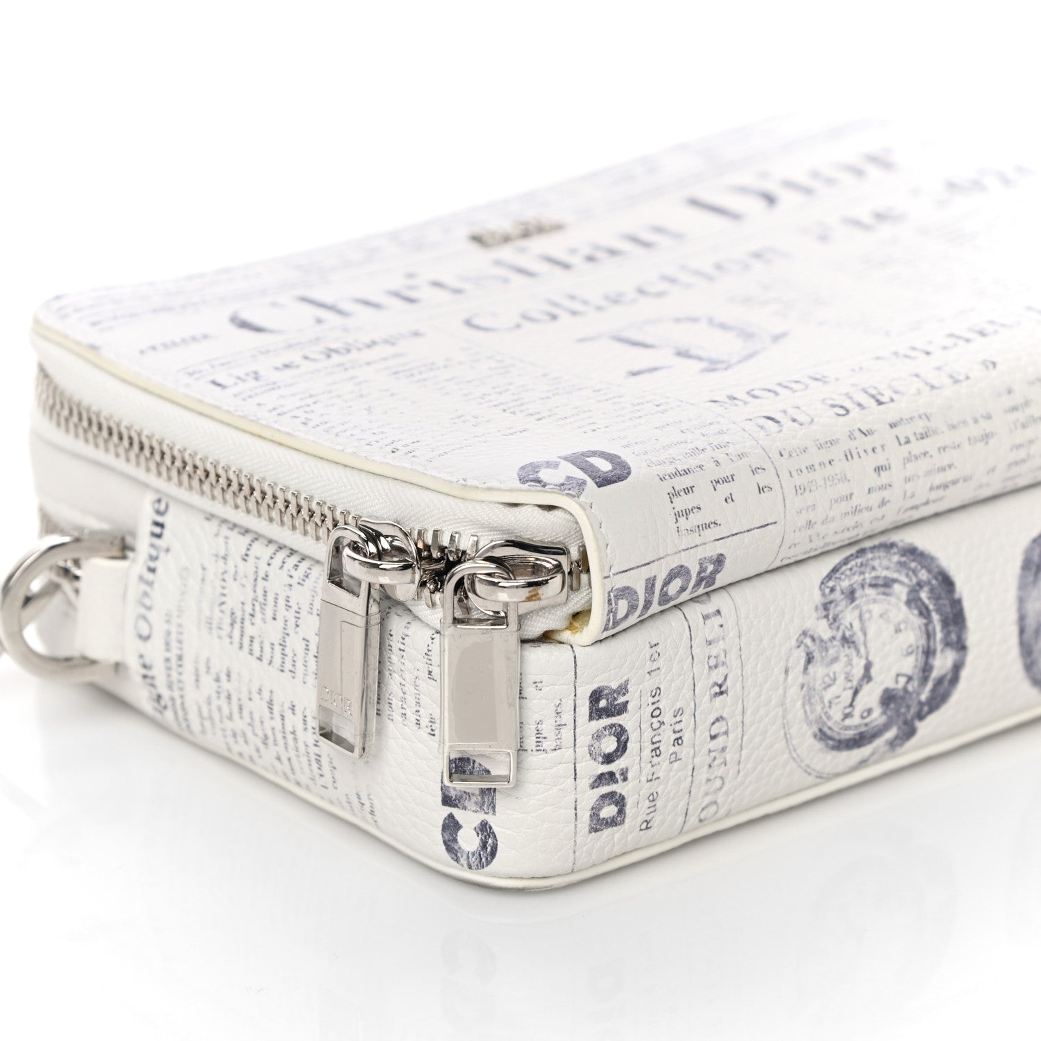 Christian Dior X DANIEL ARSHAM Grained Calfskin Newspaper Messenger White 9 of 10