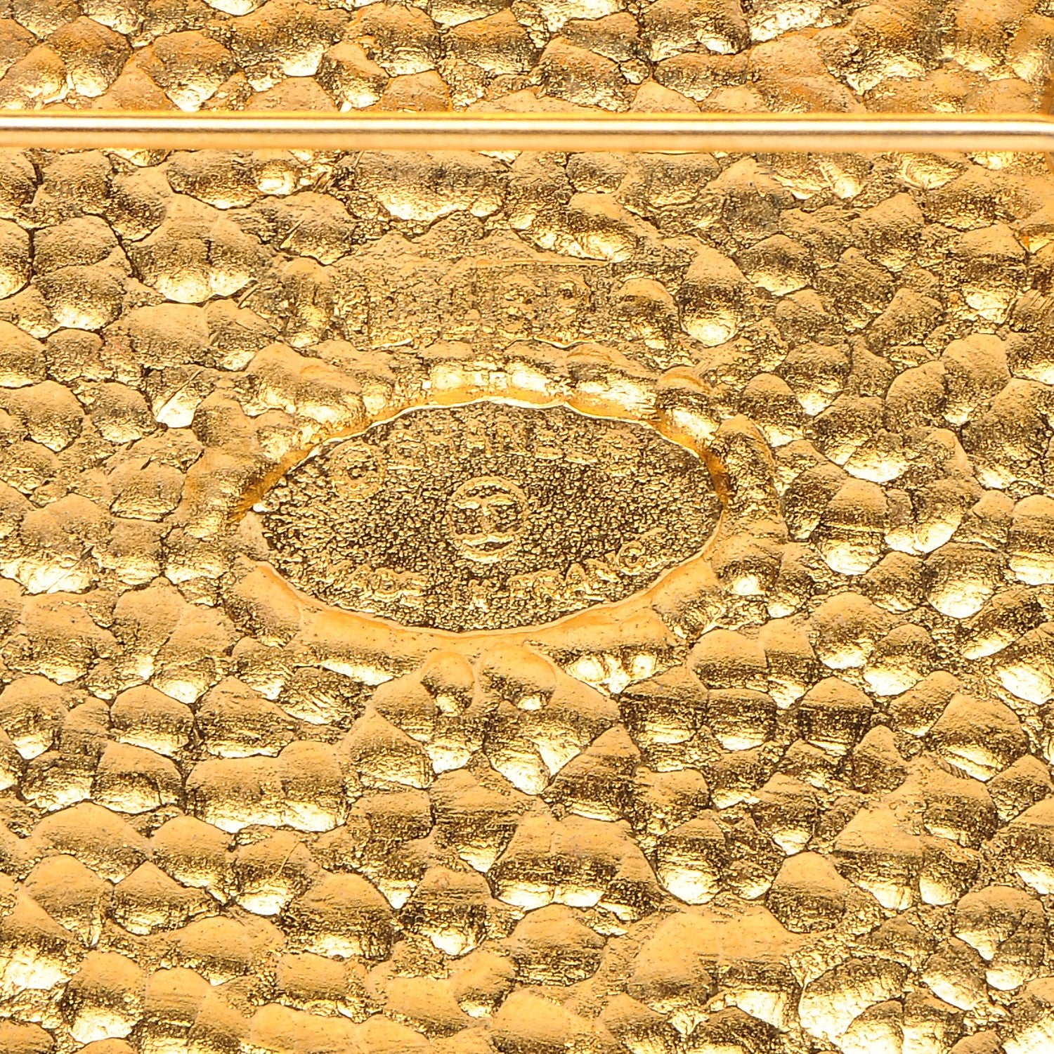 Chanel CC Brooch Gold 4 of 4