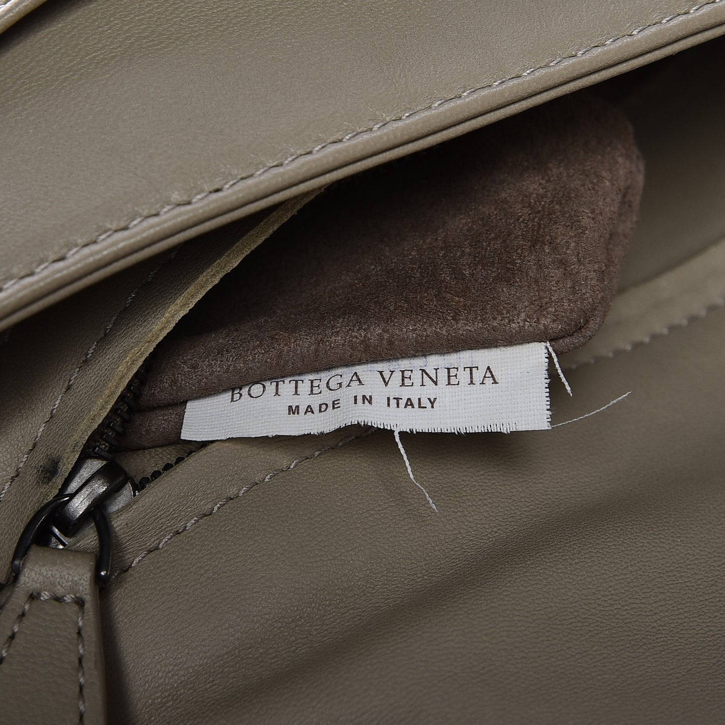 Nappa Intrecciato Messenger Bag Limo