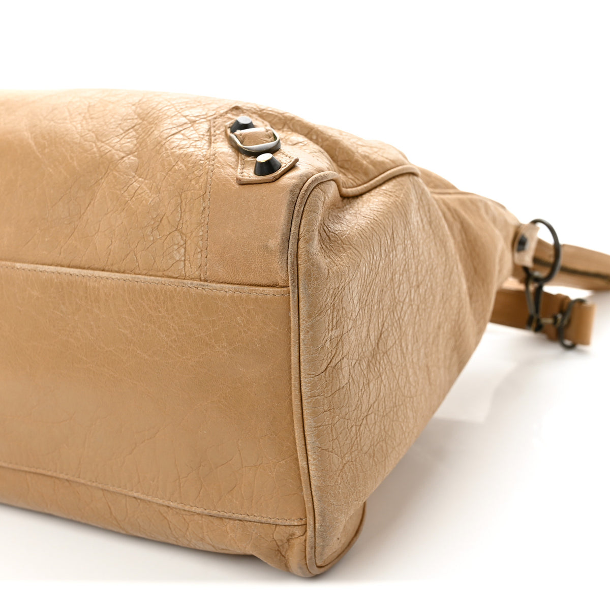 Agneau Classic Hardware Velo Beige Nougatine