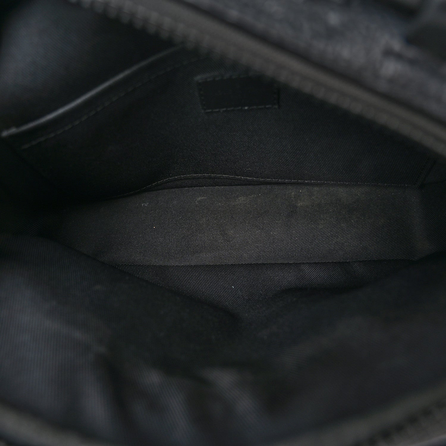 Louis Vuitton Taurillon Monogram S Lock Messenger Black 5 of 10