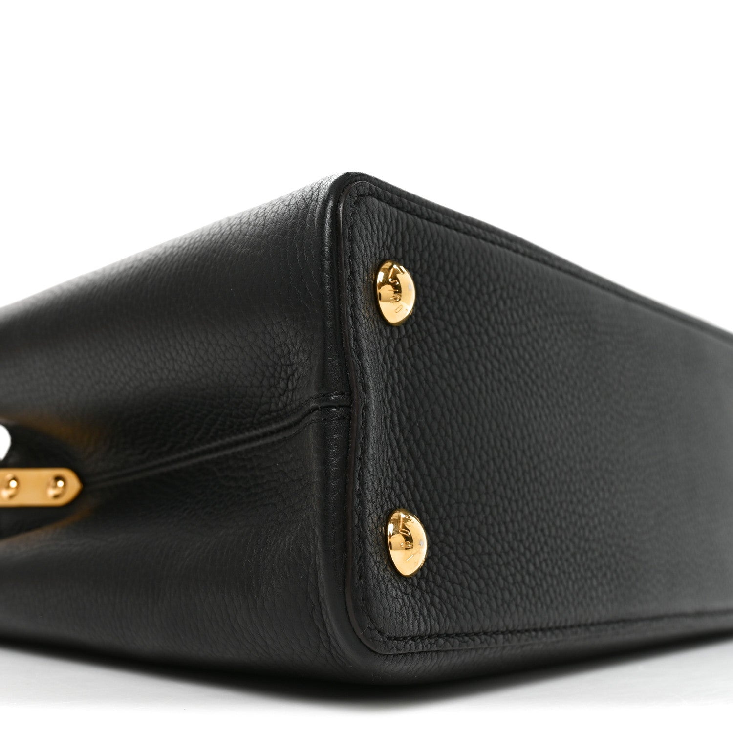 Louis Vuitton Taurillon Capucines PM Black 8 of 9