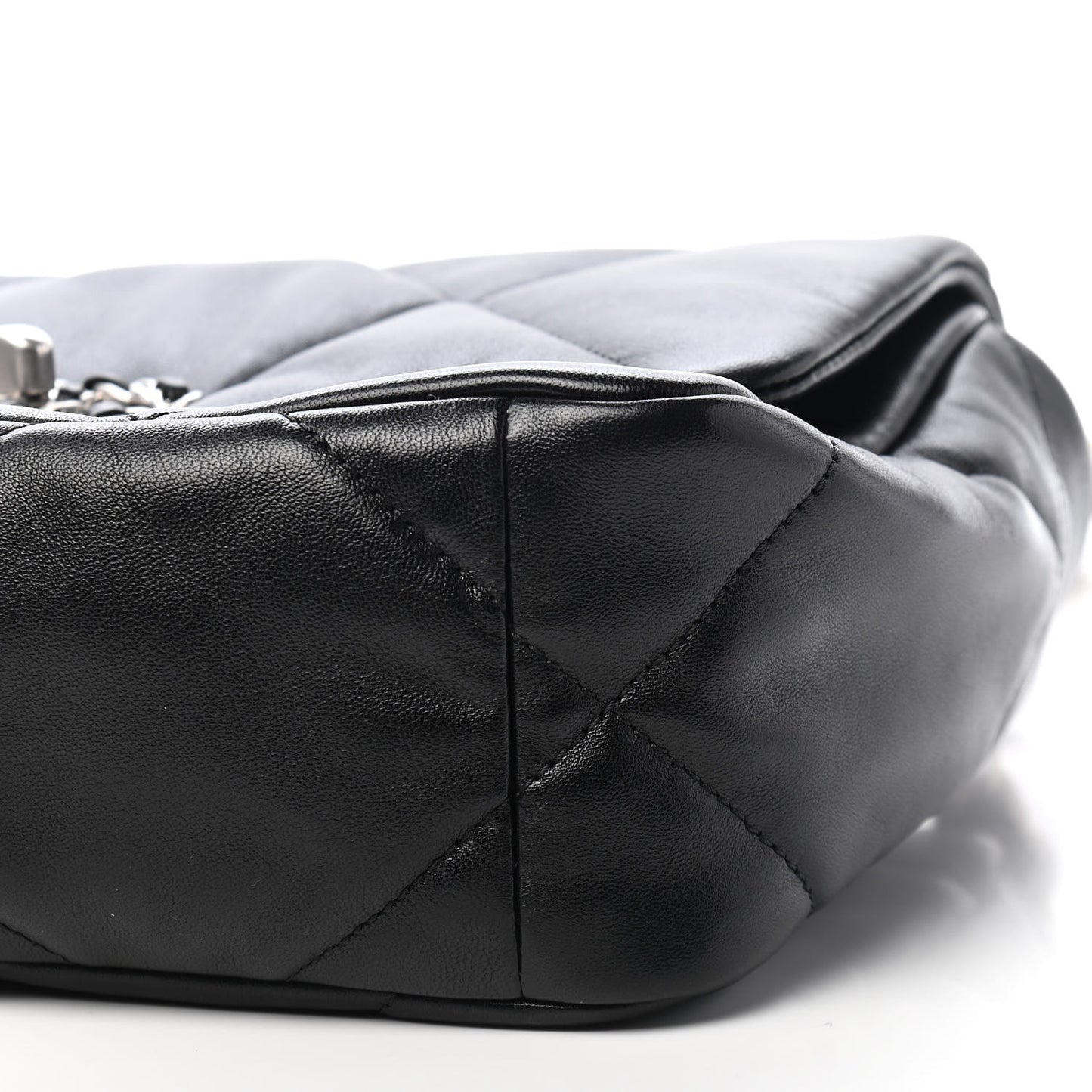 Lambskin Quilted Medium Chanel 19 Flap Black