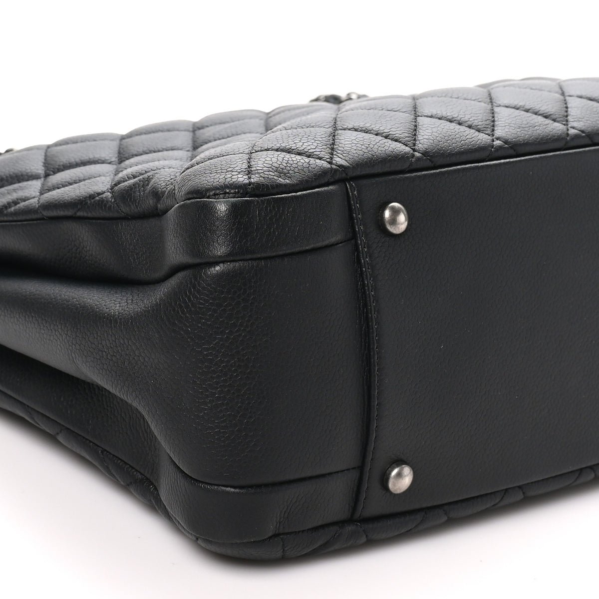 Caviar Quilted Urban Companion Shopping Tote Black