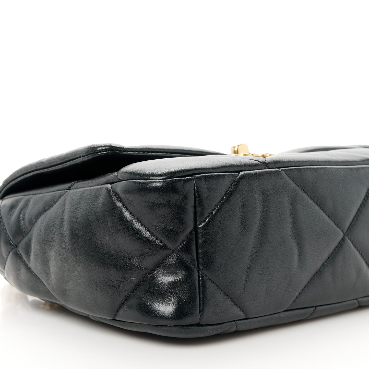Lambskin Quilted Medium Chanel 19 Flap Black
