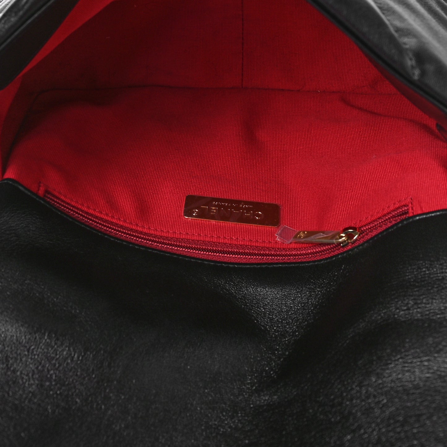 Lambskin Quilted Medium Chanel 19 Flap Black