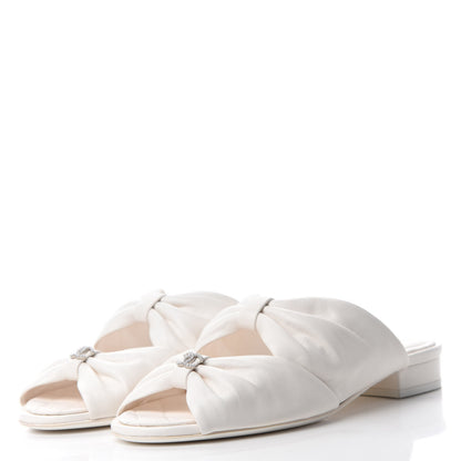 Chanel Lambskin Pearl Bow CC Flat Sandals 36.5 White 3 of 9