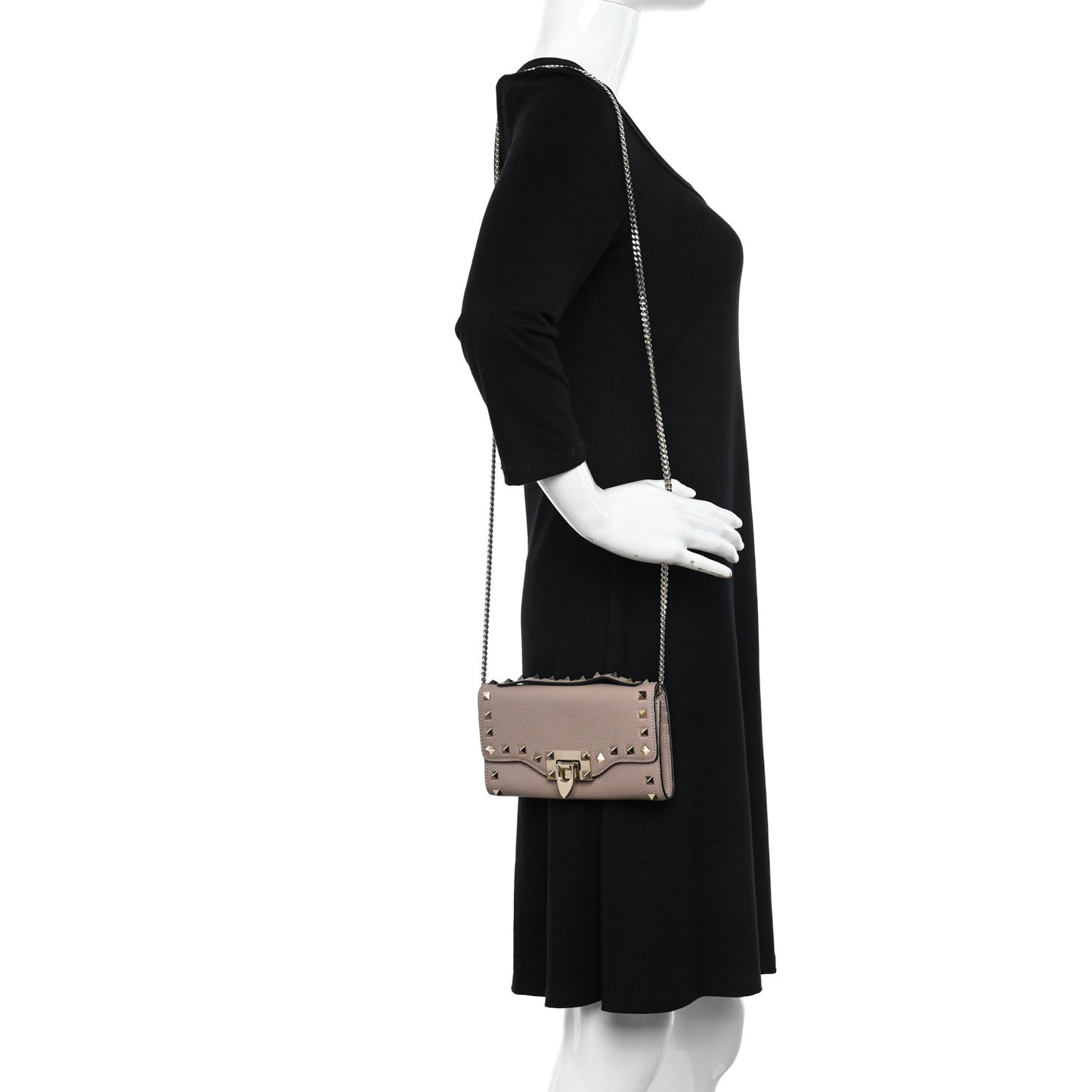 Pebbled Calfskin Rockstud Flip Lock Wallet On Chain Poudre