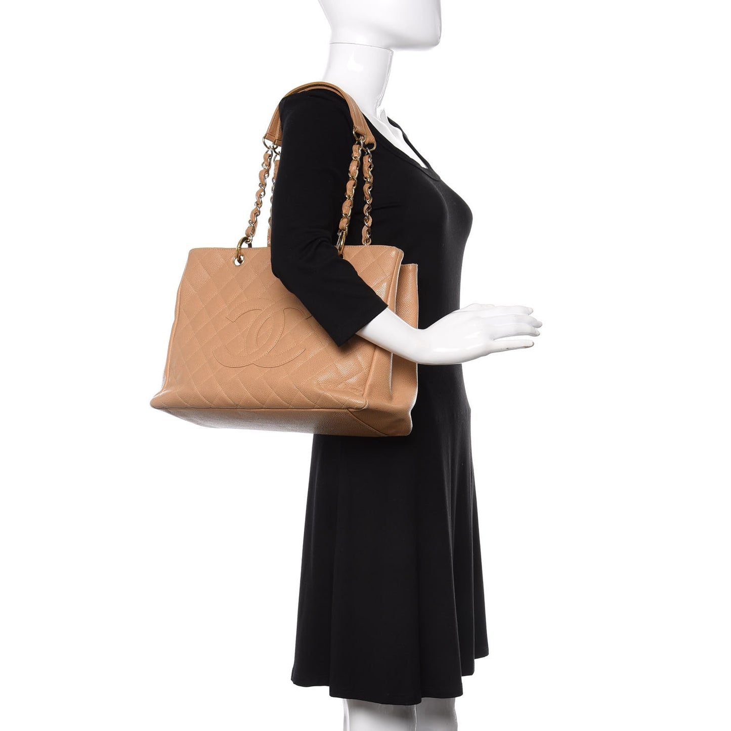 Caviar Quilted Grand Shopping Tote GST Beige Clair