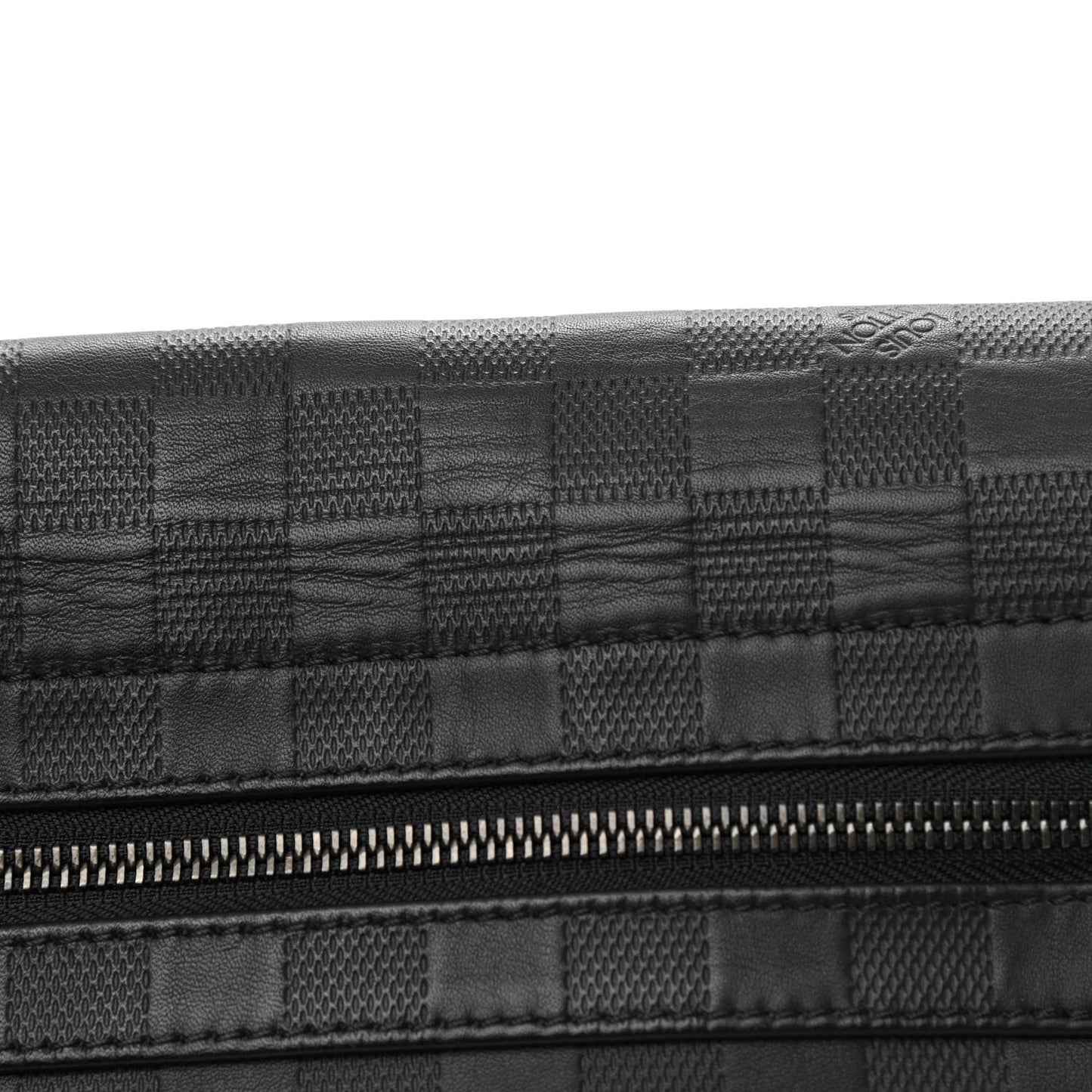 Damier Infini District PM Onyx