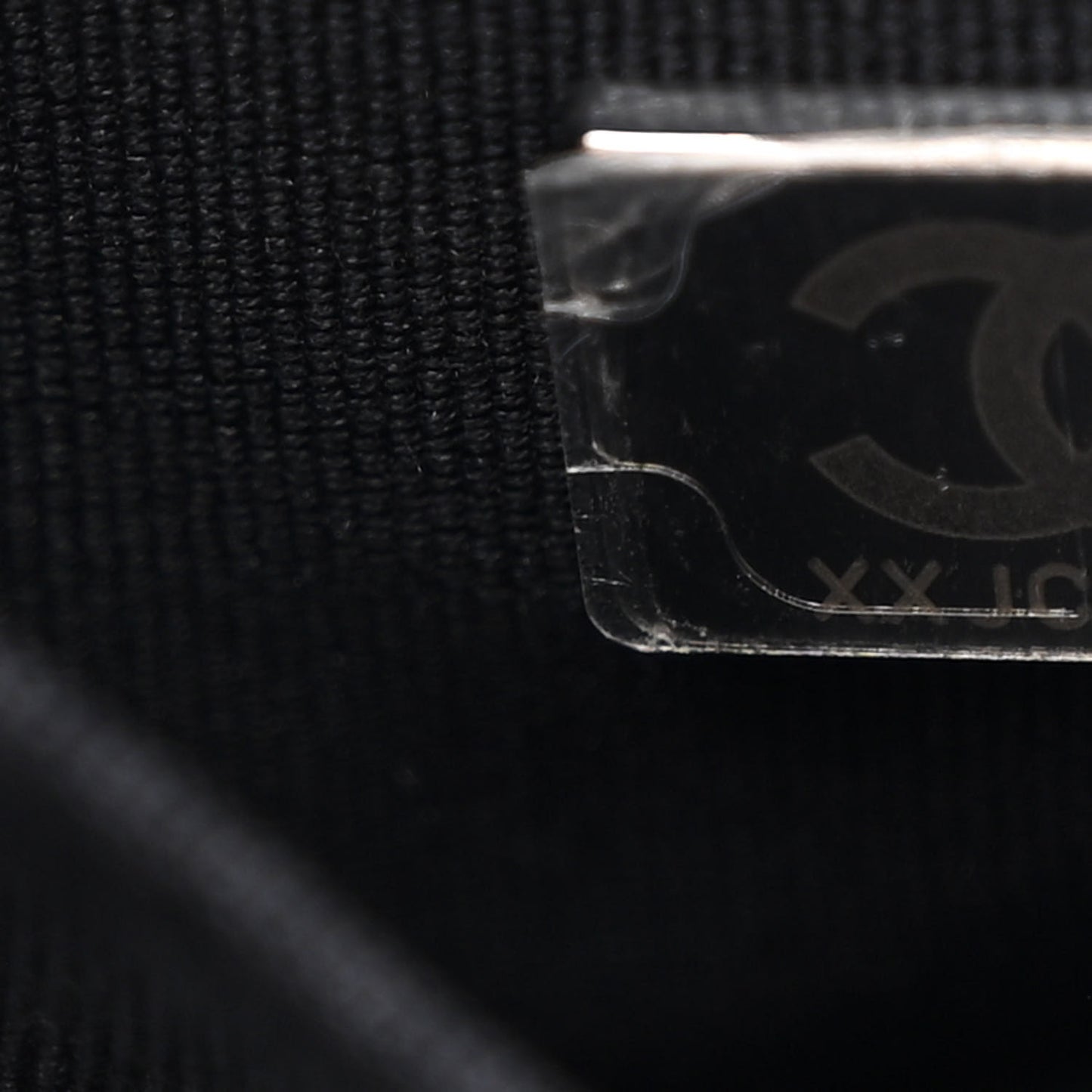 Caviar Quilted New Medium Boy Flap Black