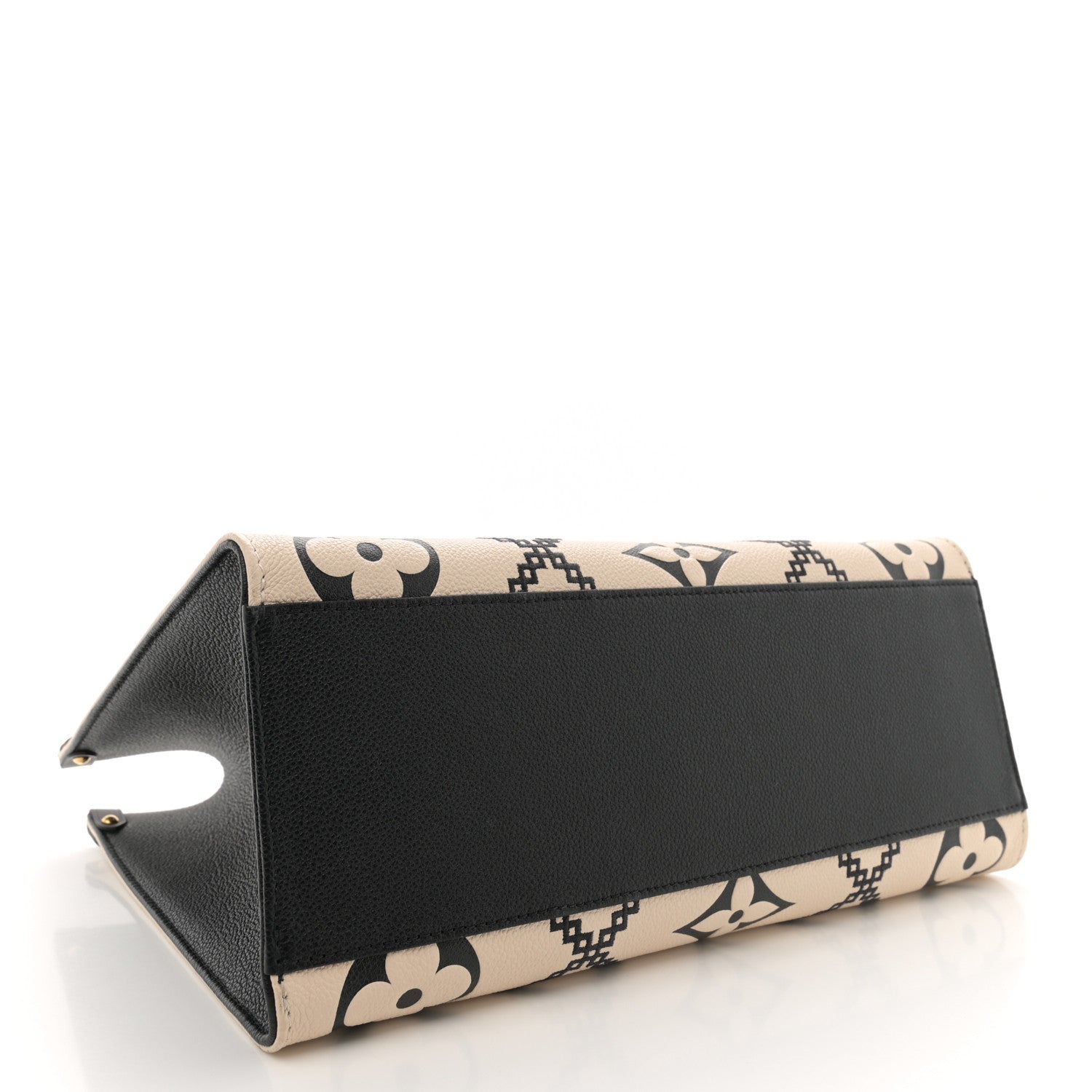 Louis Vuitton Empreinte Monogram Giant Broderies Onthego MM Cream Black 4 of 12