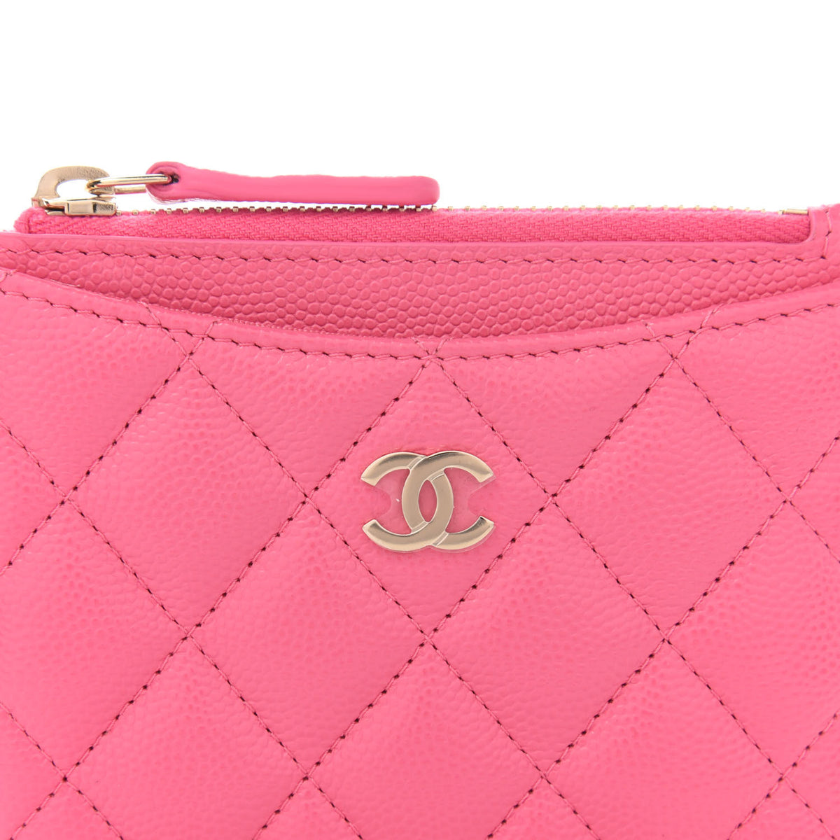 Caviar Quilted CC Zip Card Holder Pink